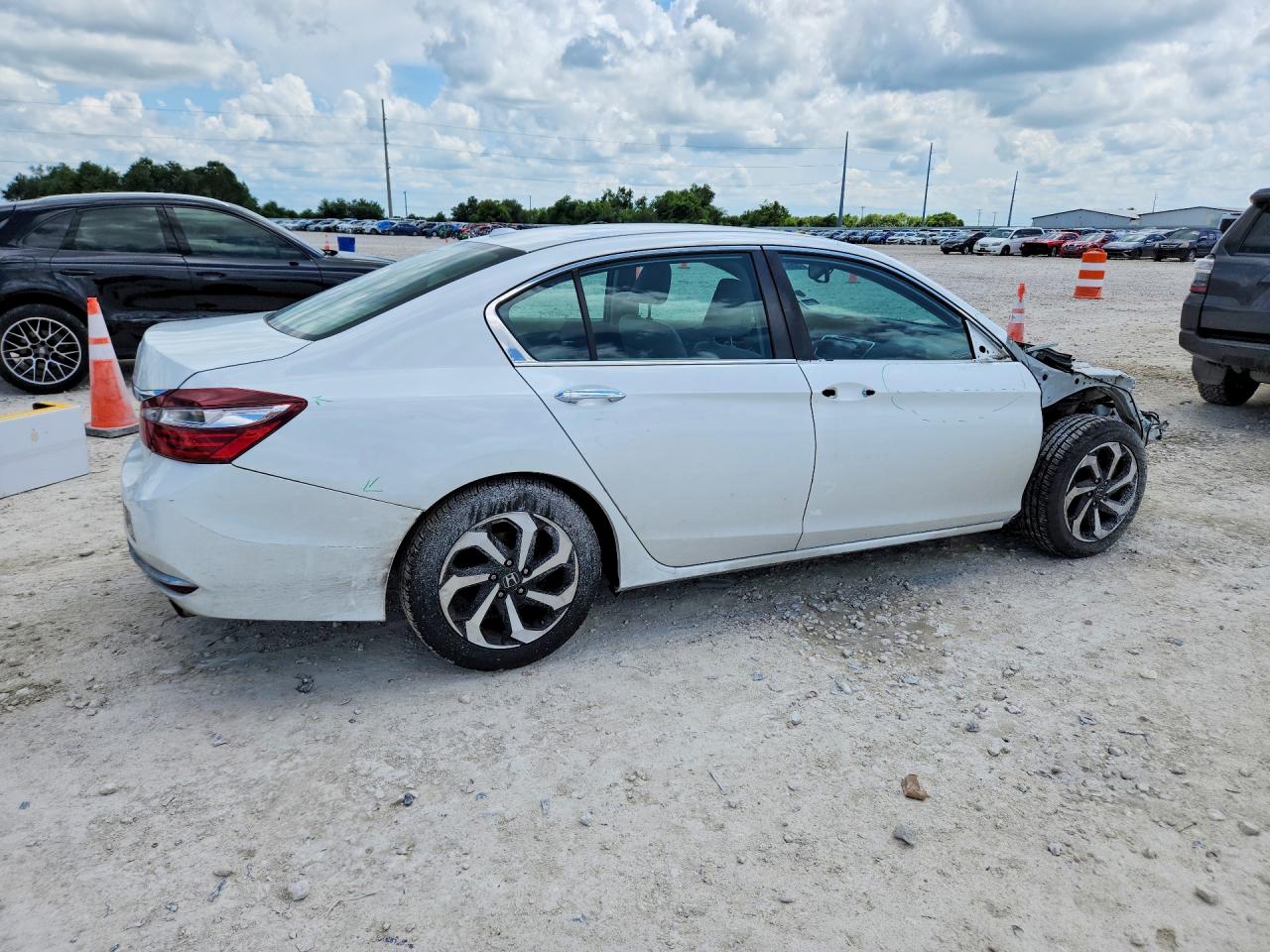 2016 Honda Accord Exl Белый vin: 1HGCR2F83GA054278