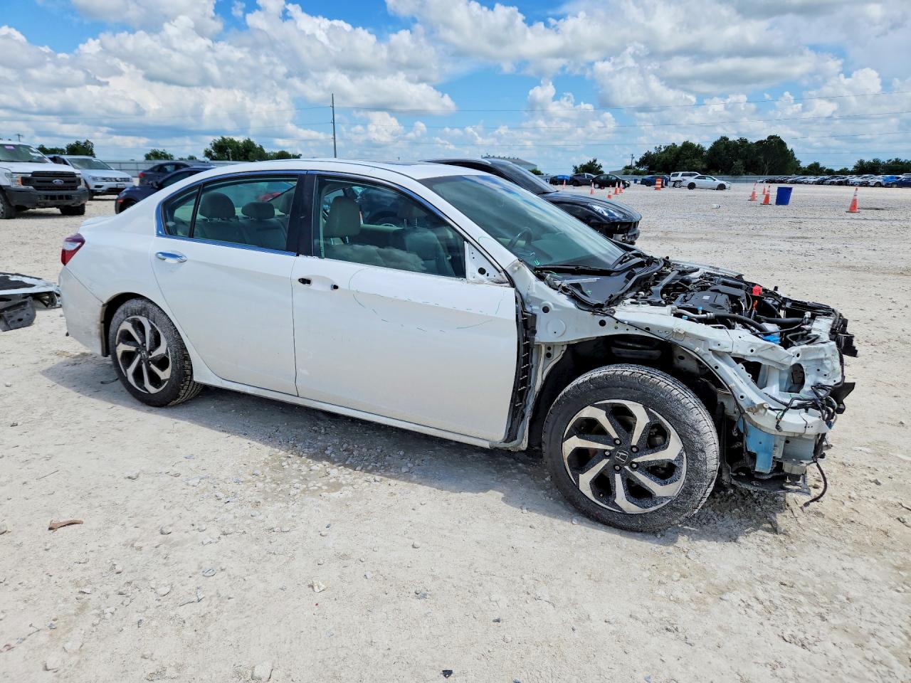 2016 Honda Accord Exl Белый vin: 1HGCR2F83GA054278