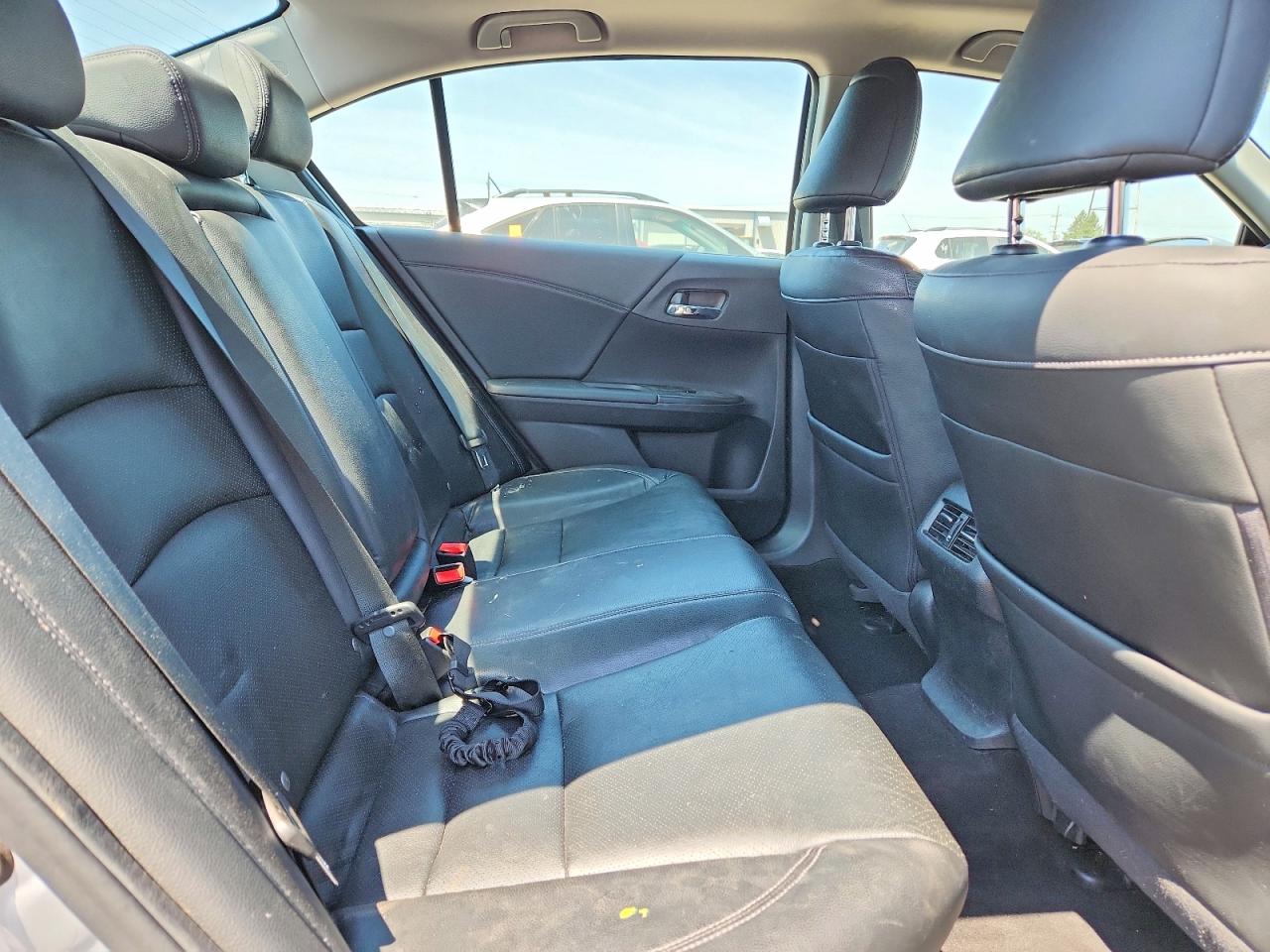 2015 Honda Accord Exl Silver vin: 1HGCR2F84FA036712