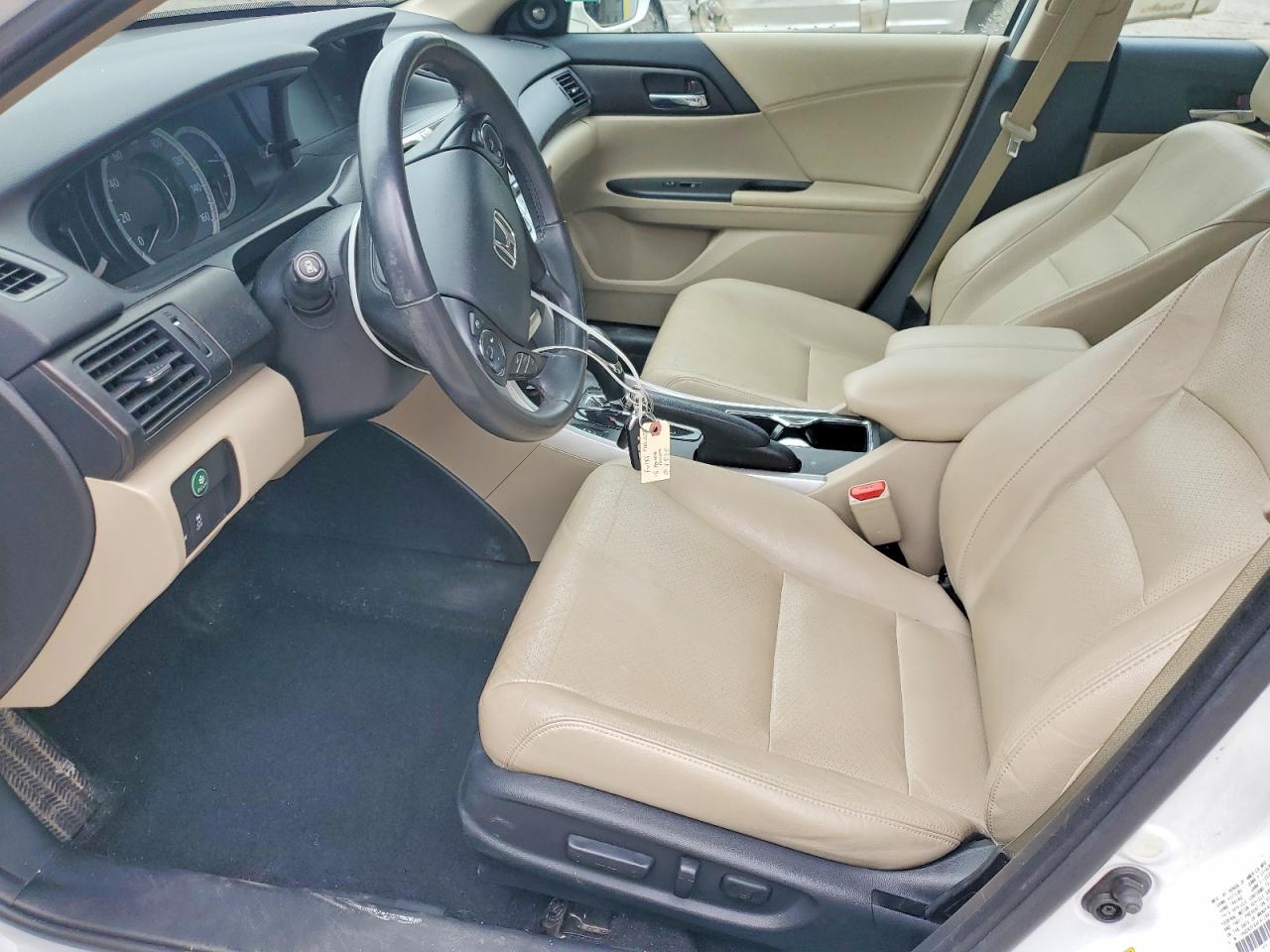 2015 Honda Accord Exl White vin: 1HGCR2F84FA129875