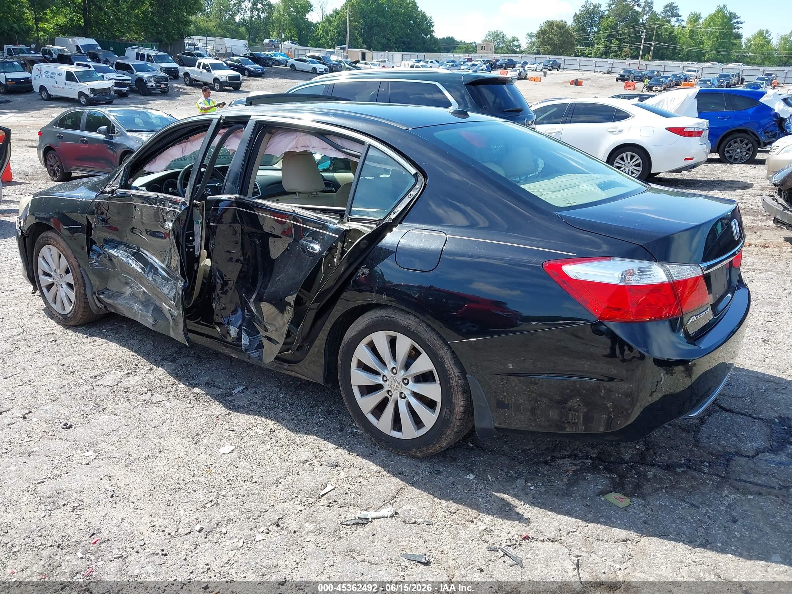 2015 Honda Accord Ex-l Черный vin: 1HGCR2F84FA152329