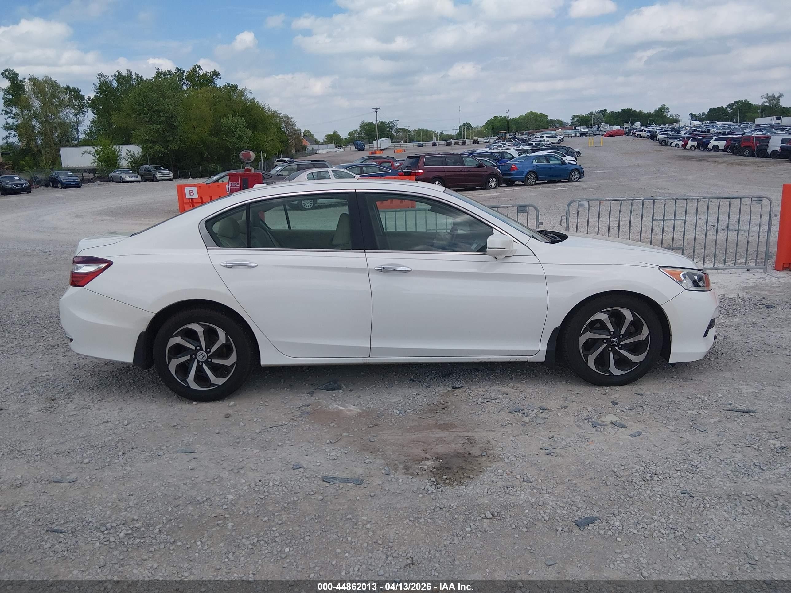 2016 Honda Accord Ex-l White vin: 1HGCR2F84GA227497
