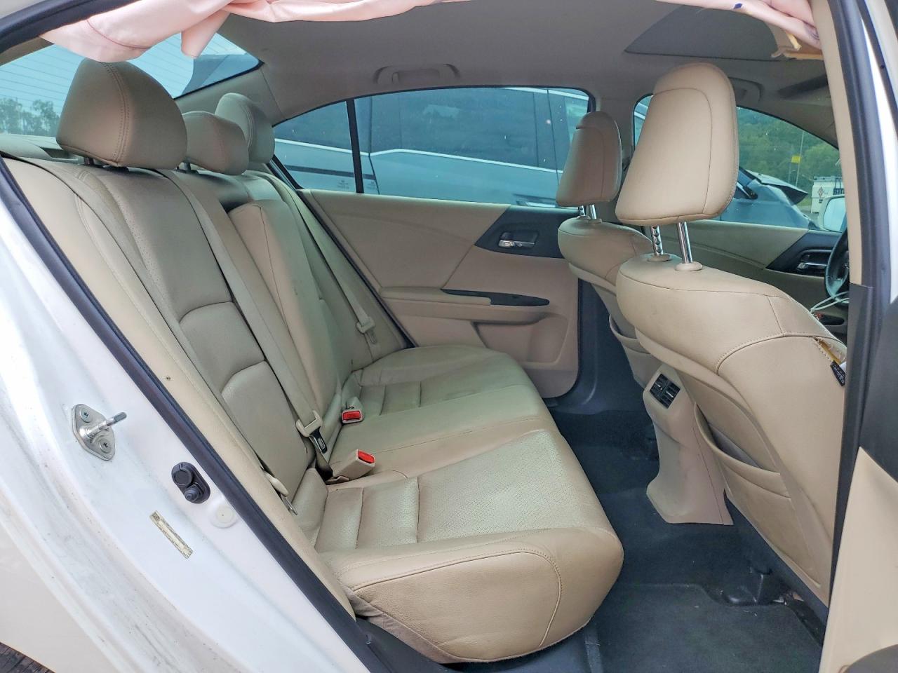 2013 Honda Accord Exl White vin: 1HGCR2F85DA000945