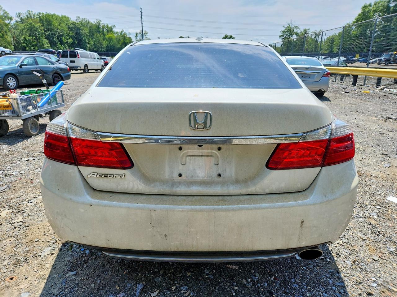 2013 Honda Accord Exl White vin: 1HGCR2F85DA103721