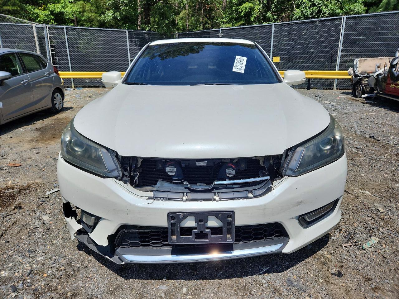 2013 Honda Accord Exl White vin: 1HGCR2F85DA103721