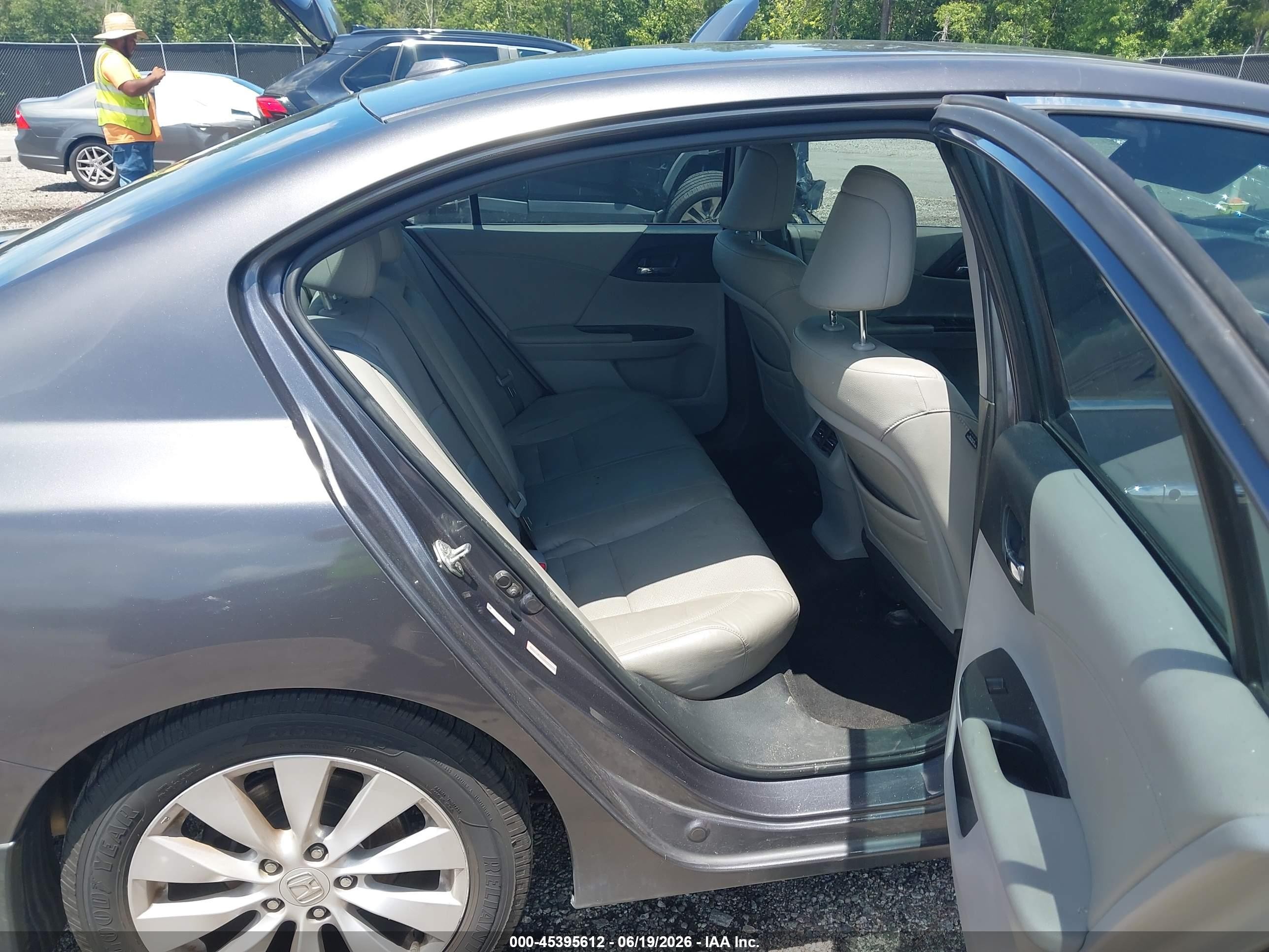 2013 Honda Accord Ex-l Gray vin: 1HGCR2F85DA243851
