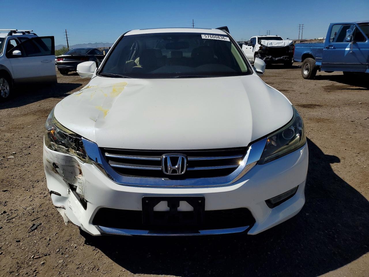 2014 Honda Accord Exl White vin: 1HGCR2F85EA142567