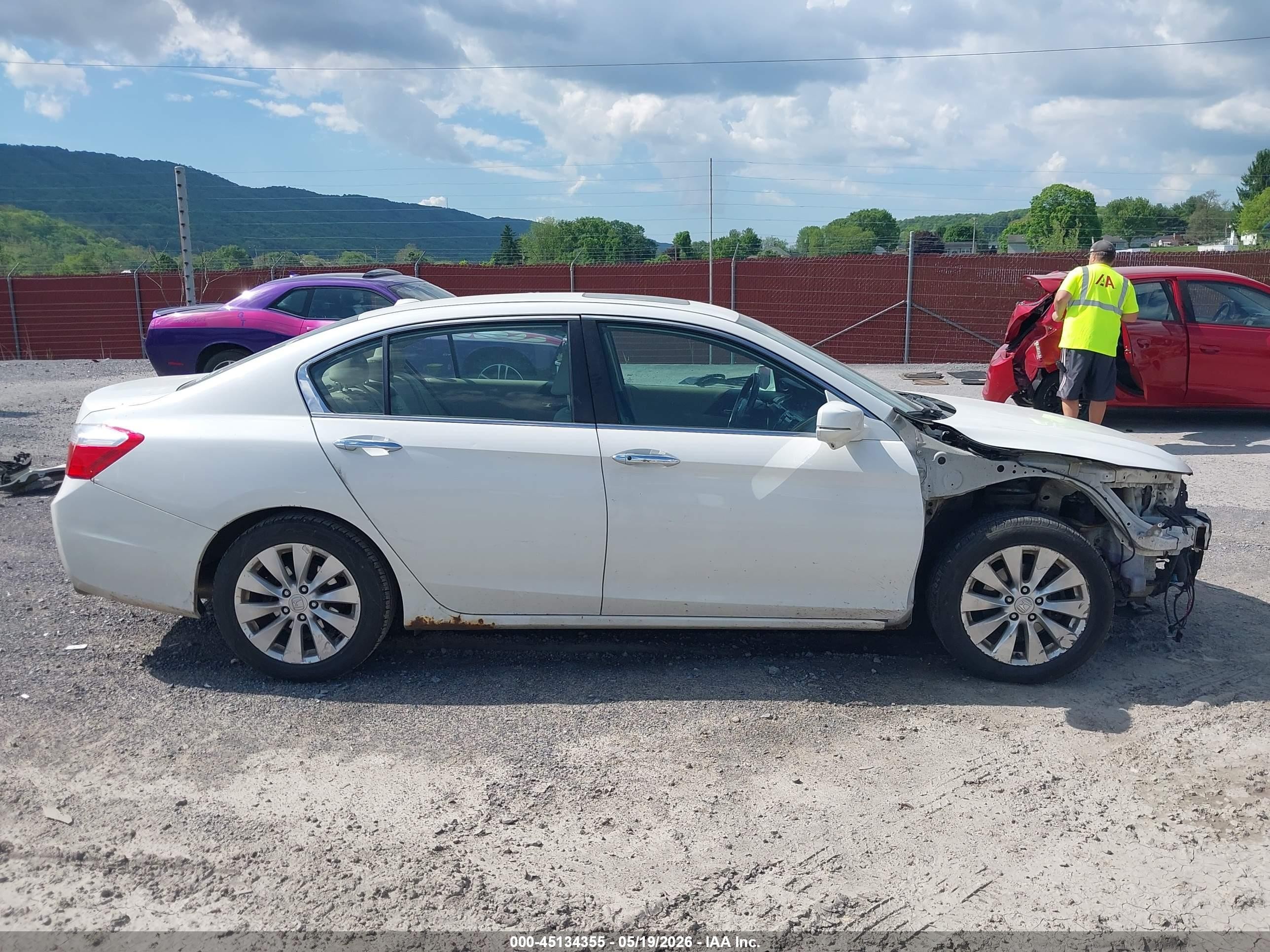 2015 Honda Accord Ex-l White vin: 1HGCR2F85FA028540