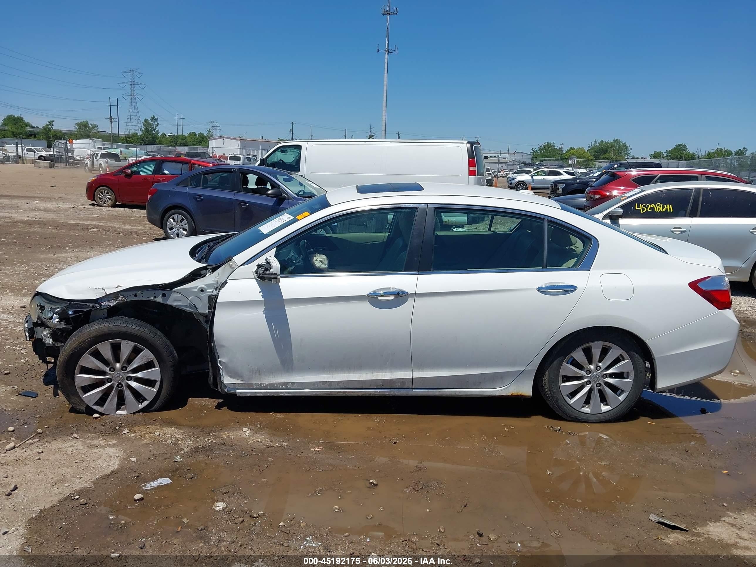 2015 Honda Accord Ex-l Белый vin: 1HGCR2F85FA233646