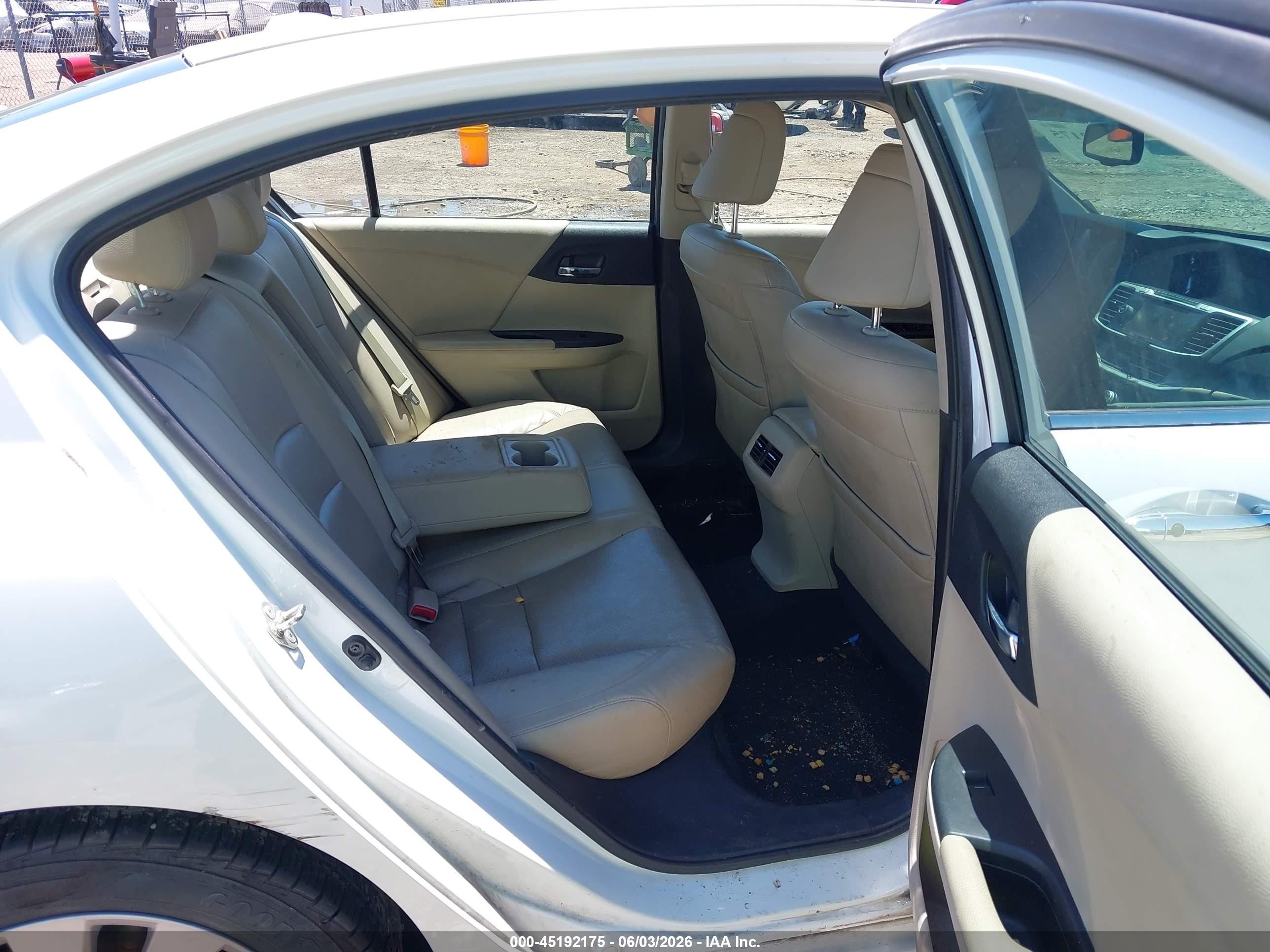 2015 Honda Accord Ex-l Белый vin: 1HGCR2F85FA233646