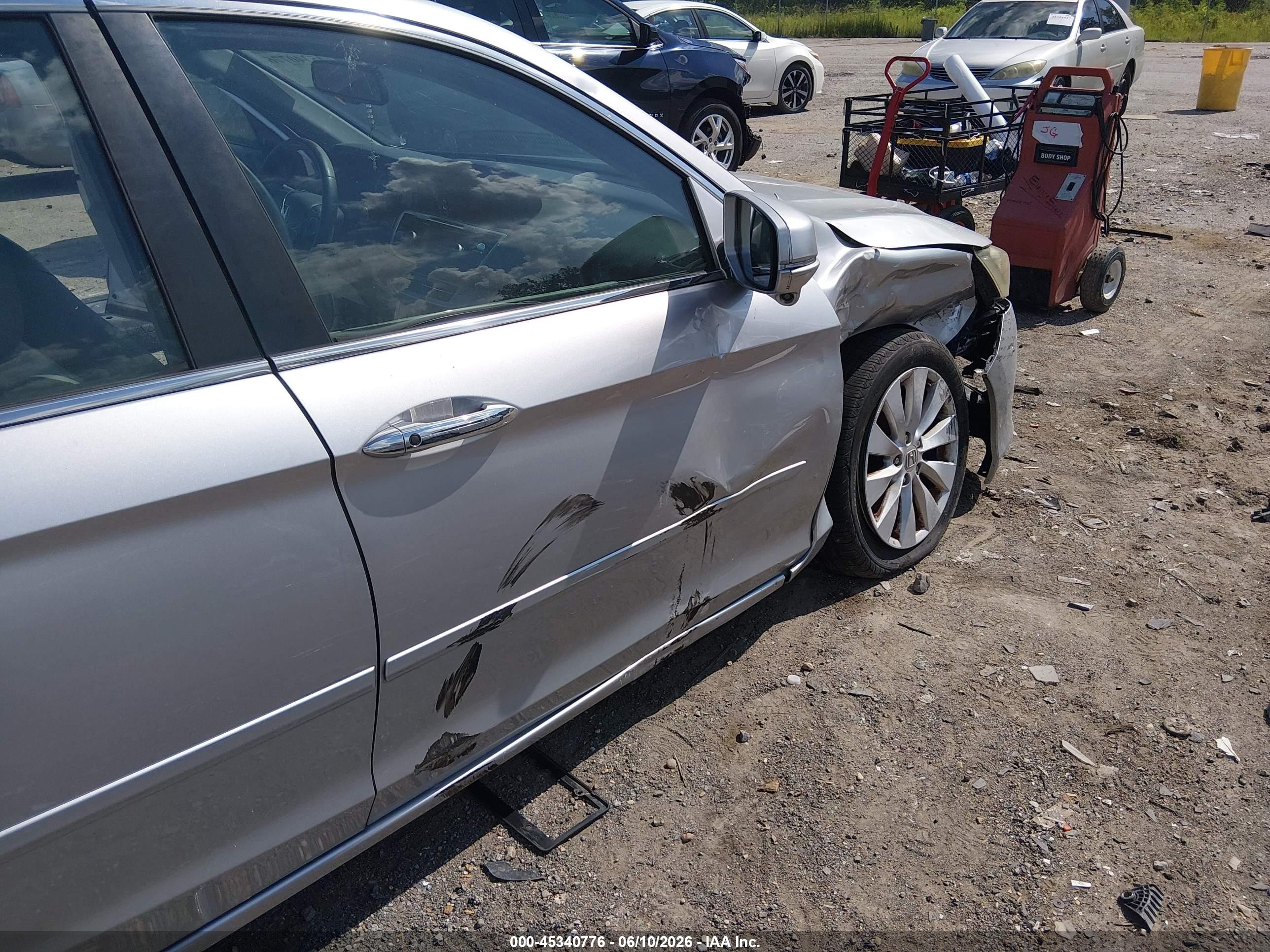 2013 Honda Accord Ex-l Silver vin: 1HGCR2F86DA007922