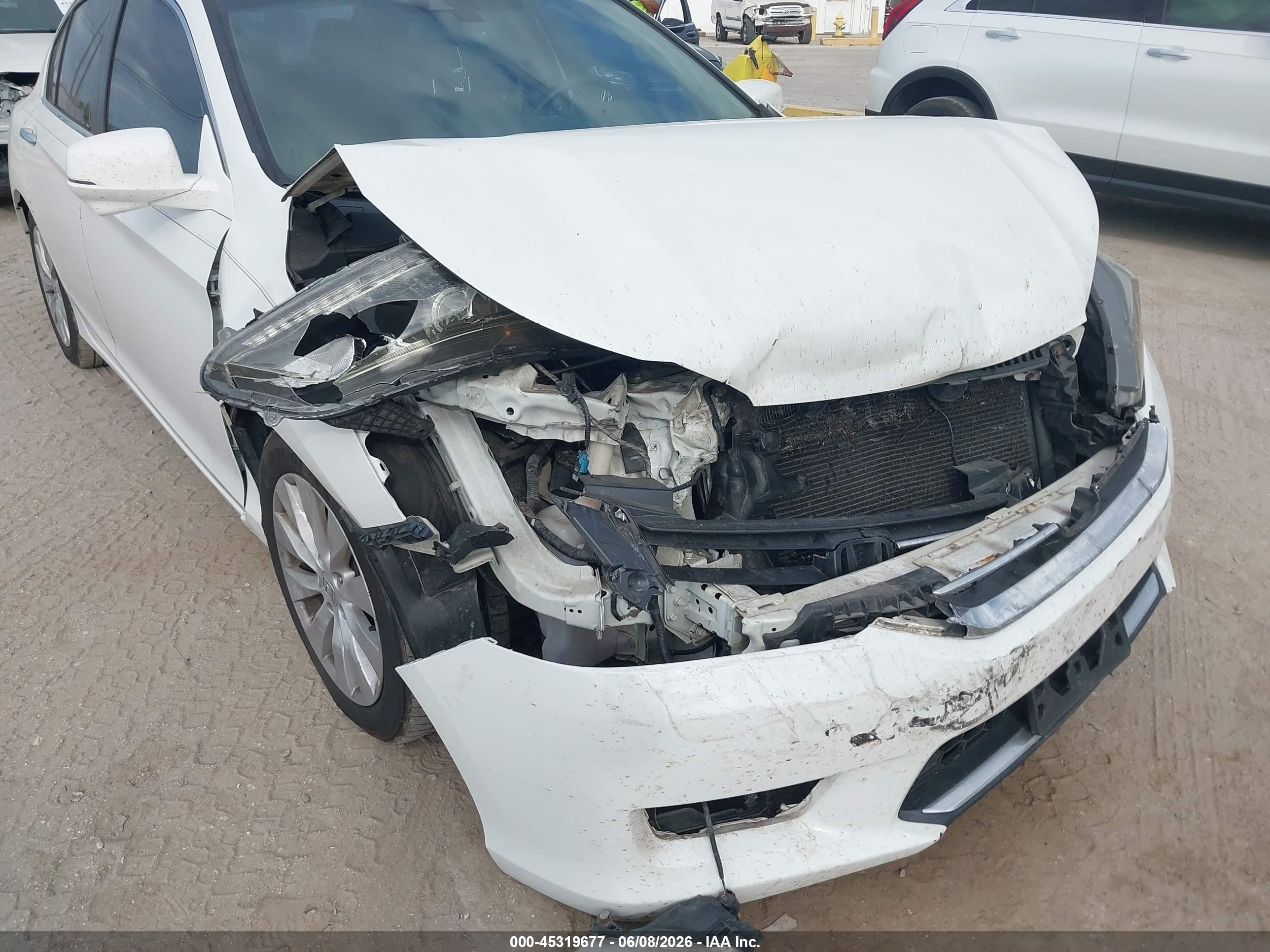 2013 Honda Accord Ex-l White vin: 1HGCR2F86DA125789
