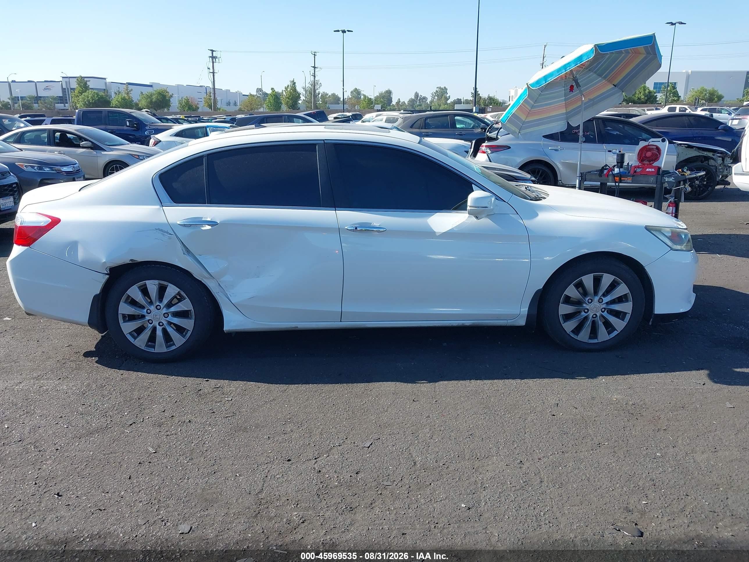 2013 Honda Accord Ex-l White vin: 1HGCR2F86DA269634