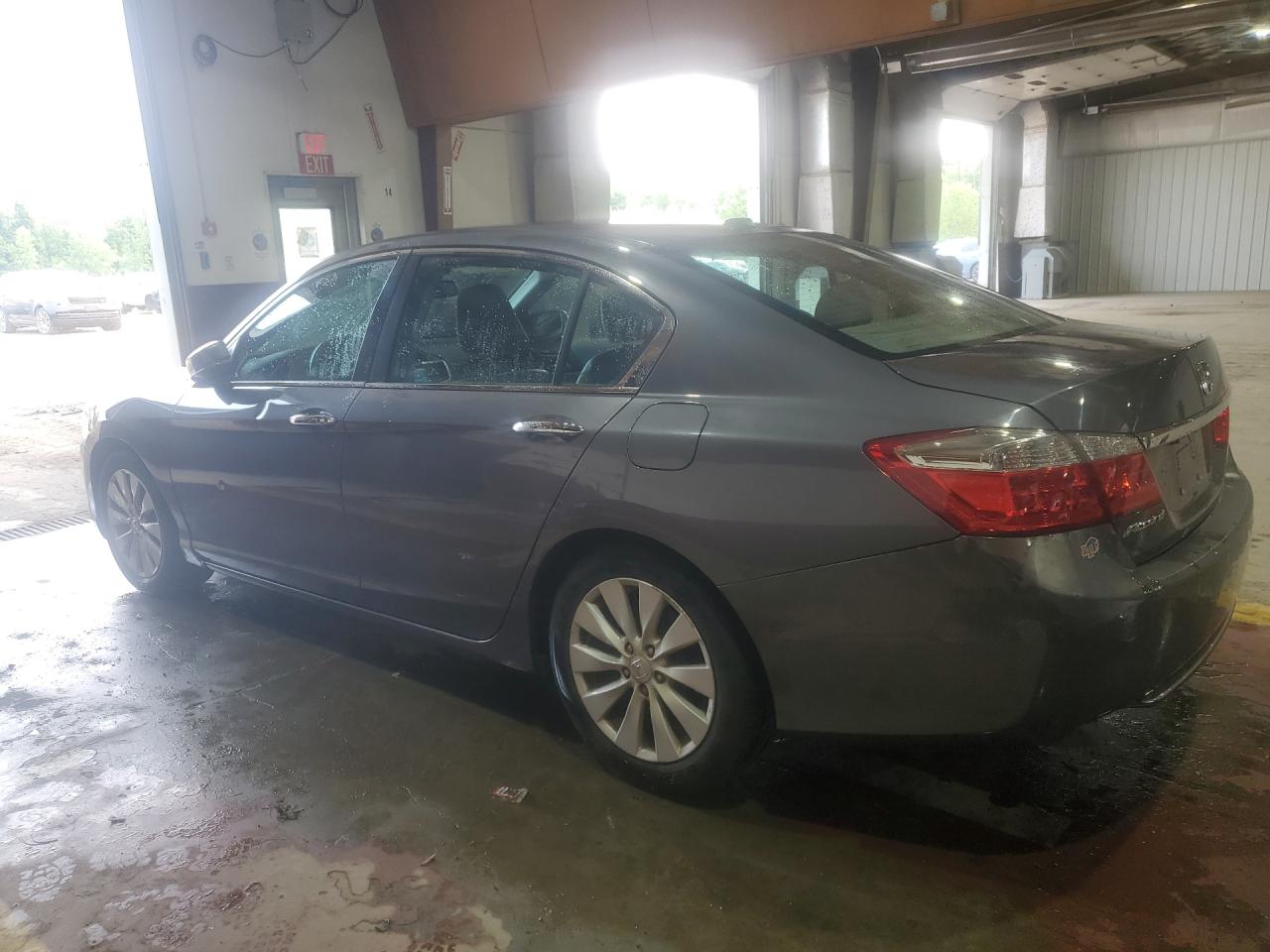 2014 Honda Accord Exl Gray vin: 1HGCR2F86EA010076 Damage: Left Front Door, Dent(S) W/No Paint Dmg, 1 To 2 Inches