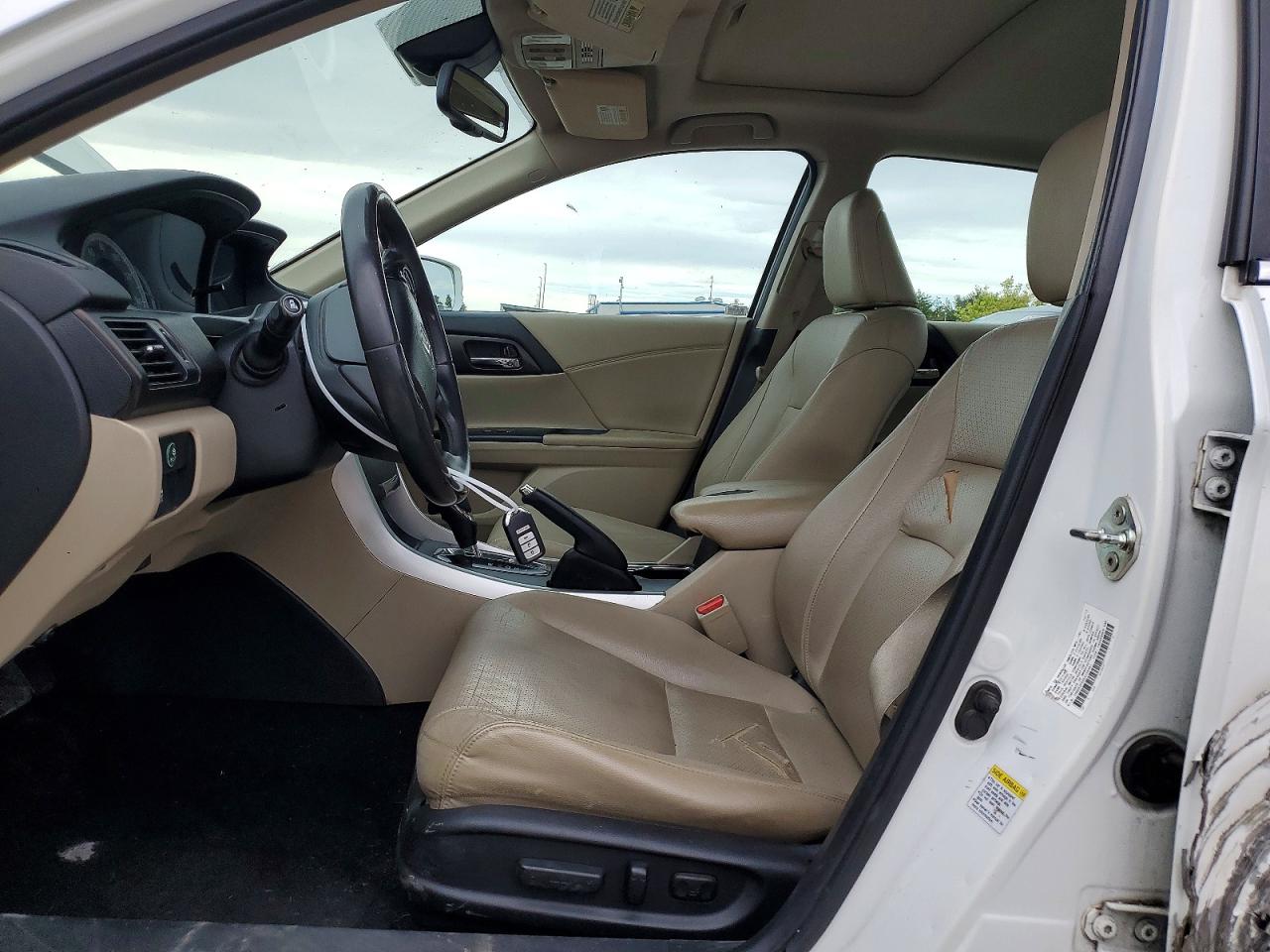 2014 Honda Accord Exl White vin: 1HGCR2F86EA108461