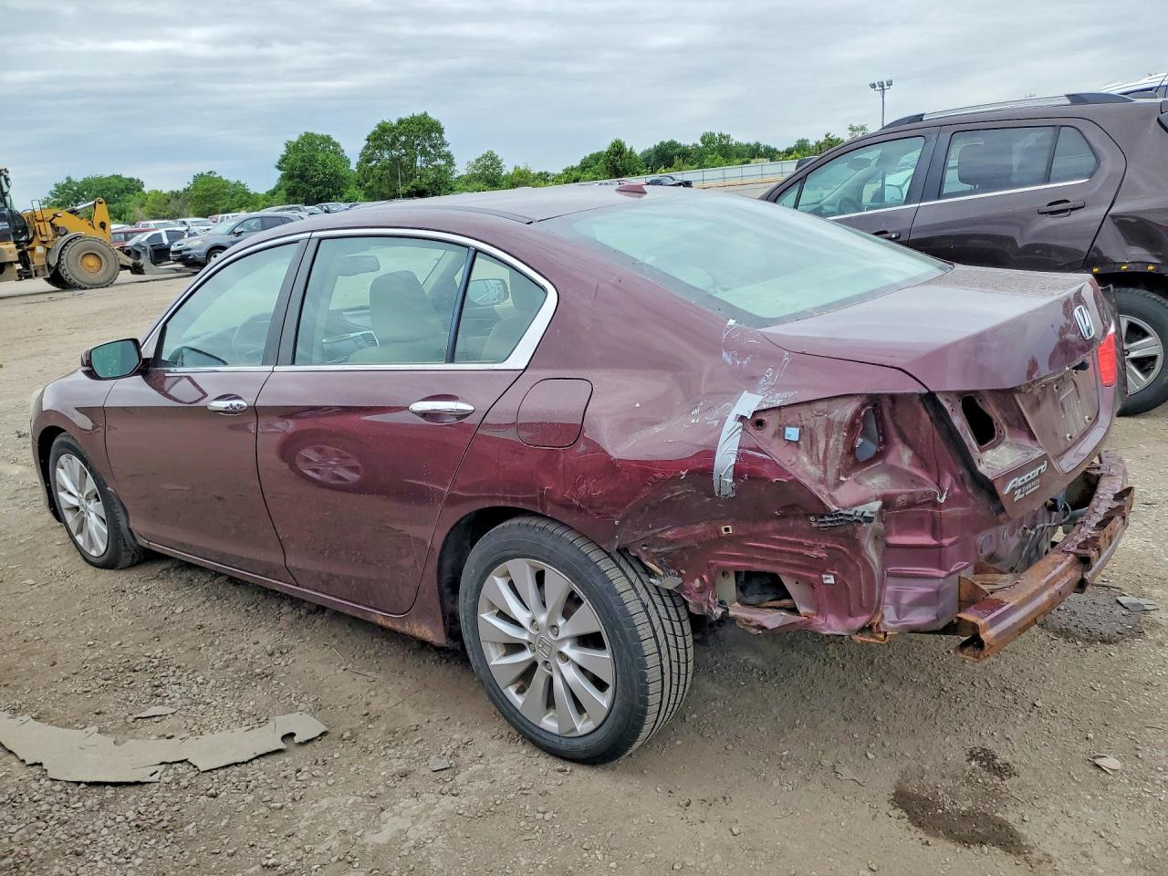 2013 Honda Accord Burgundy vin: 1HGCR2F87DA029640