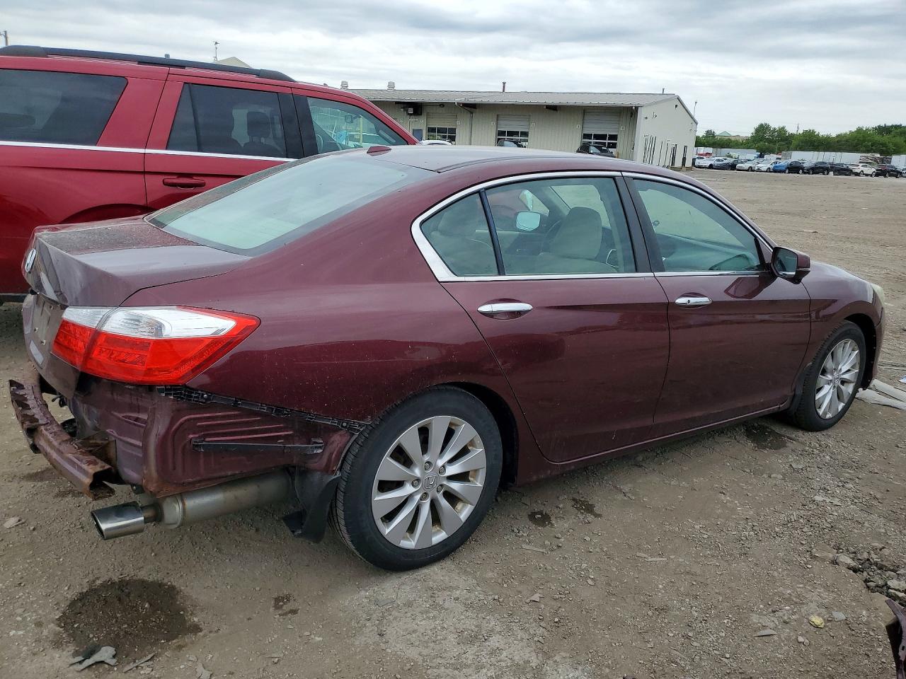 2013 Honda Accord Burgundy vin: 1HGCR2F87DA029640