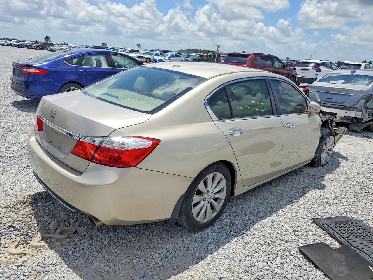 2013 Honda Accord Exl Gold vin: 1HGCR2F87DA143525