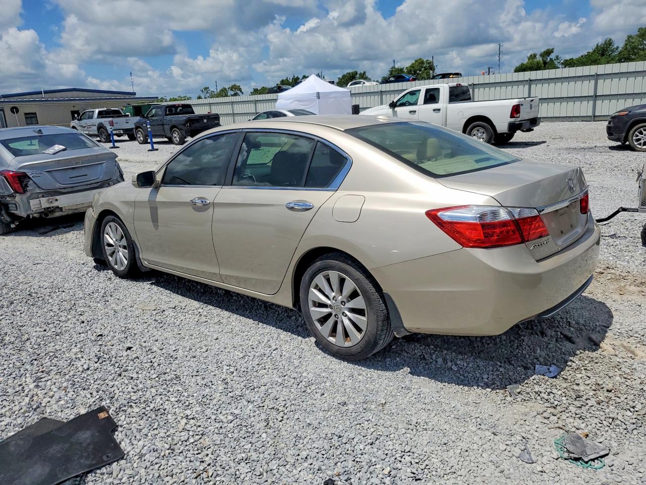 2013 Honda Accord Exl Gold vin: 1HGCR2F87DA143525