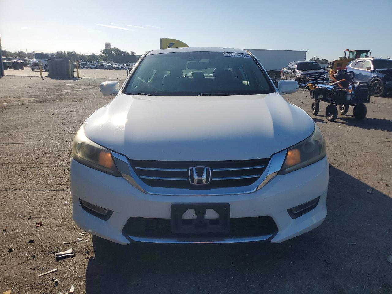 2013 Honda Accord Exl White vin: 1HGCR2F87DA234956