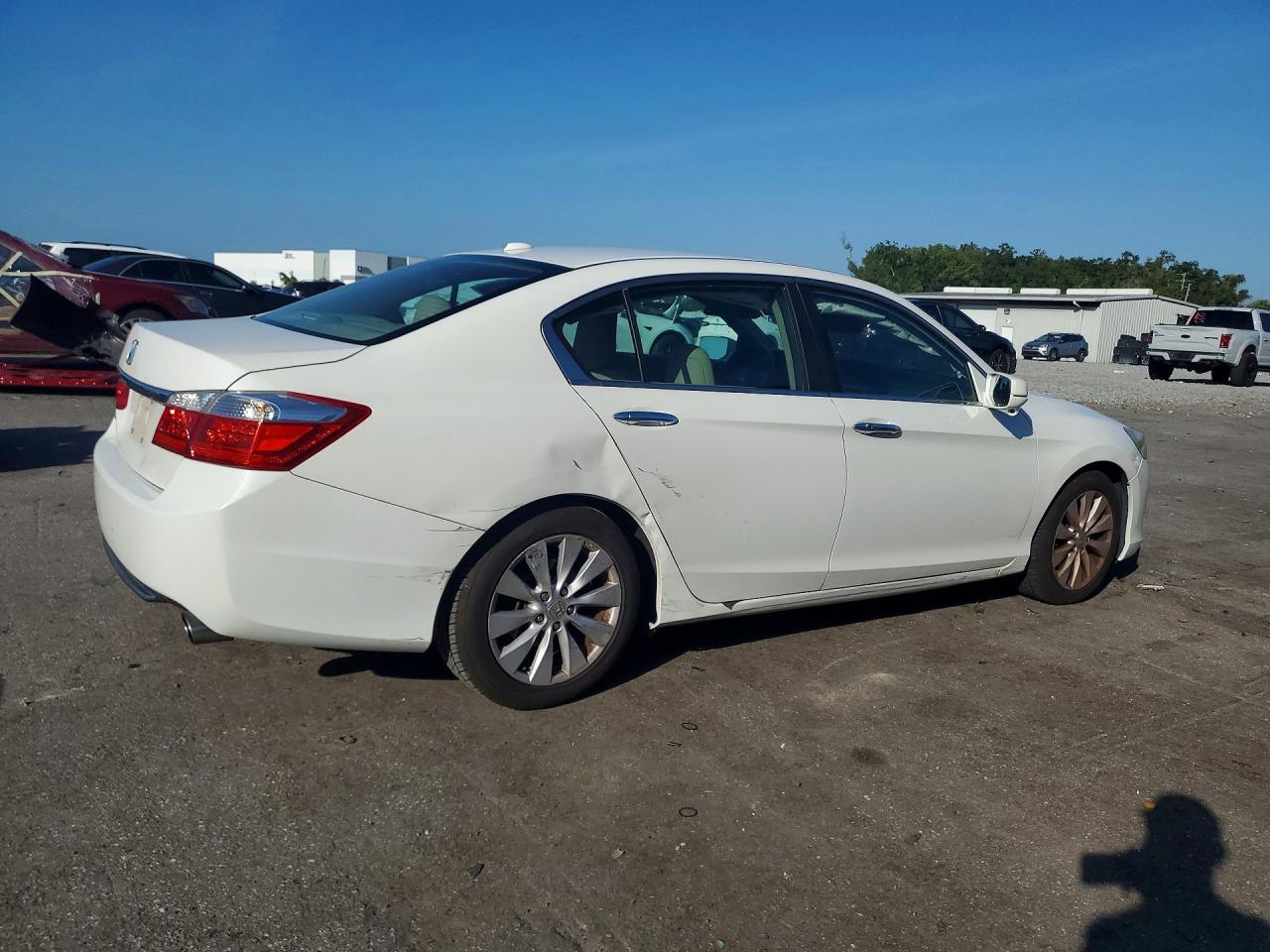2013 Honda Accord Exl White vin: 1HGCR2F87DA234956