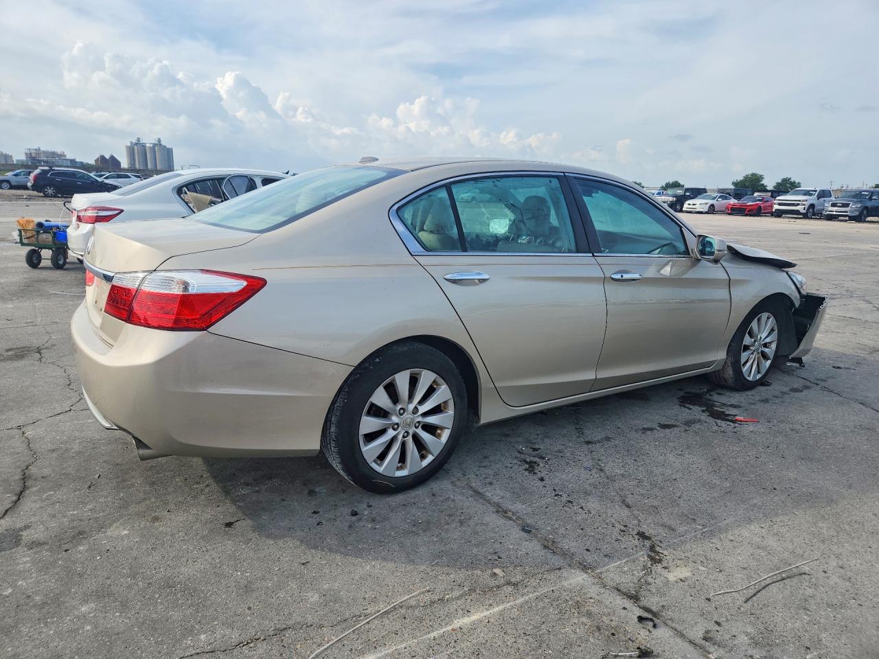 2013 Honda Accord Exl Gold vin: 1HGCR2F87DA249036