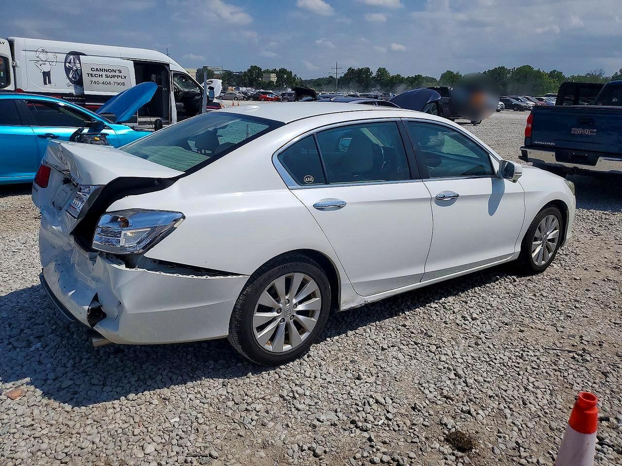 2014 Honda Accord Exl White vin: 1HGCR2F87EA207368