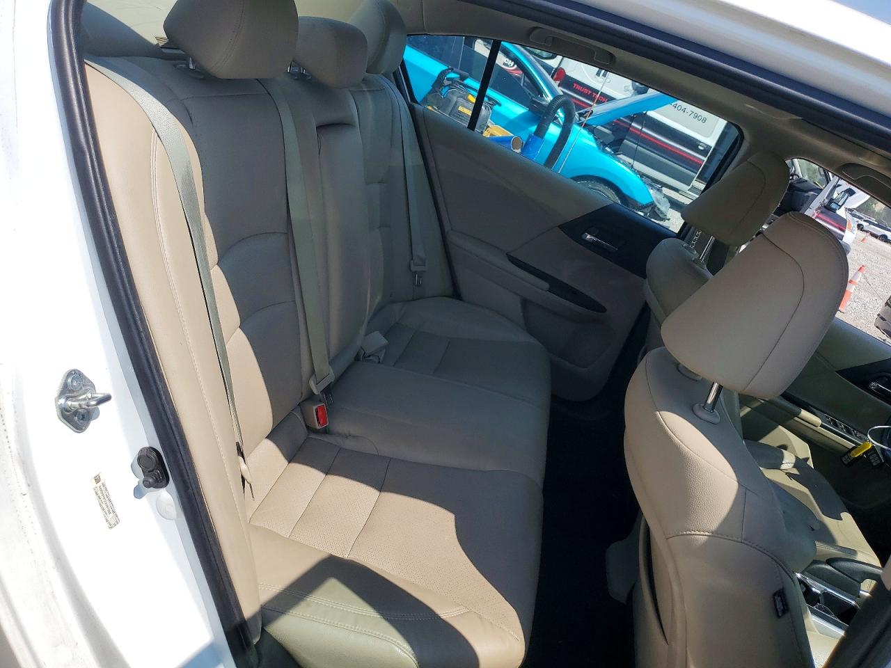 2014 Honda Accord Exl White vin: 1HGCR2F87EA207368