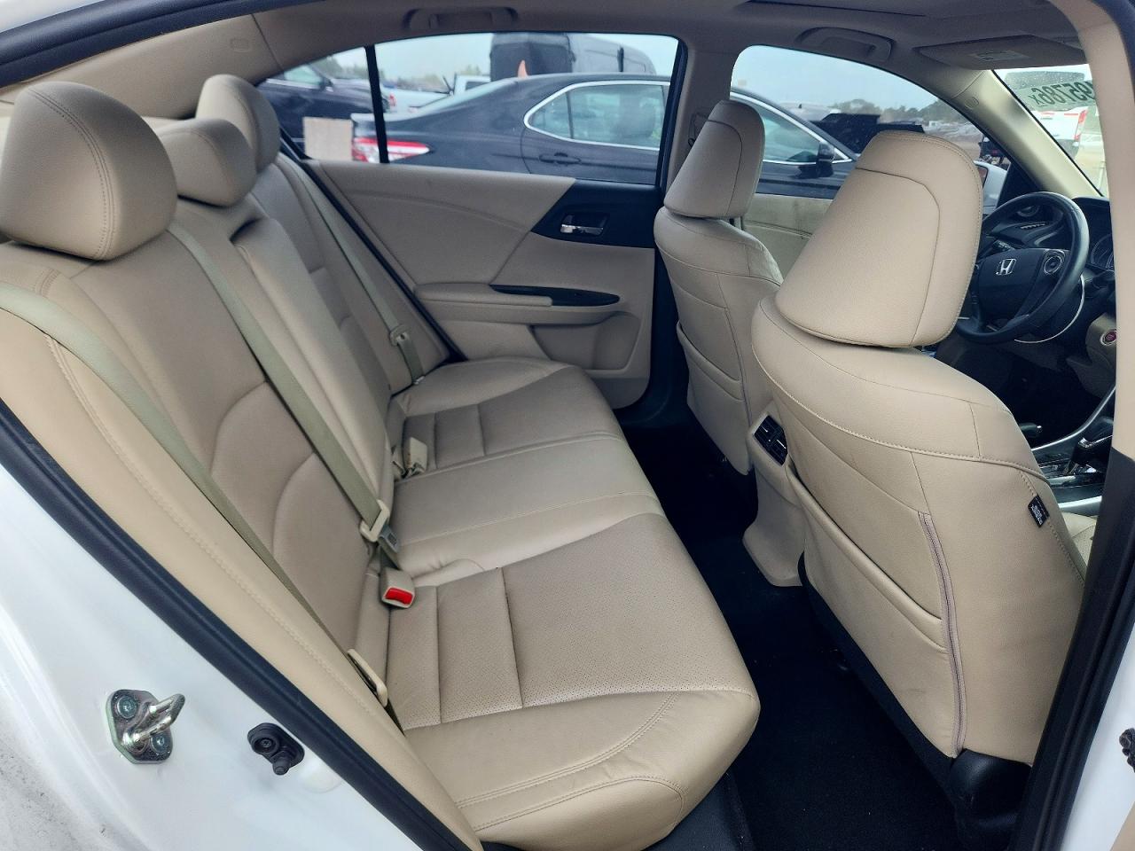 2015 Honda Accord Exl White vin: 1HGCR2F87FA062771