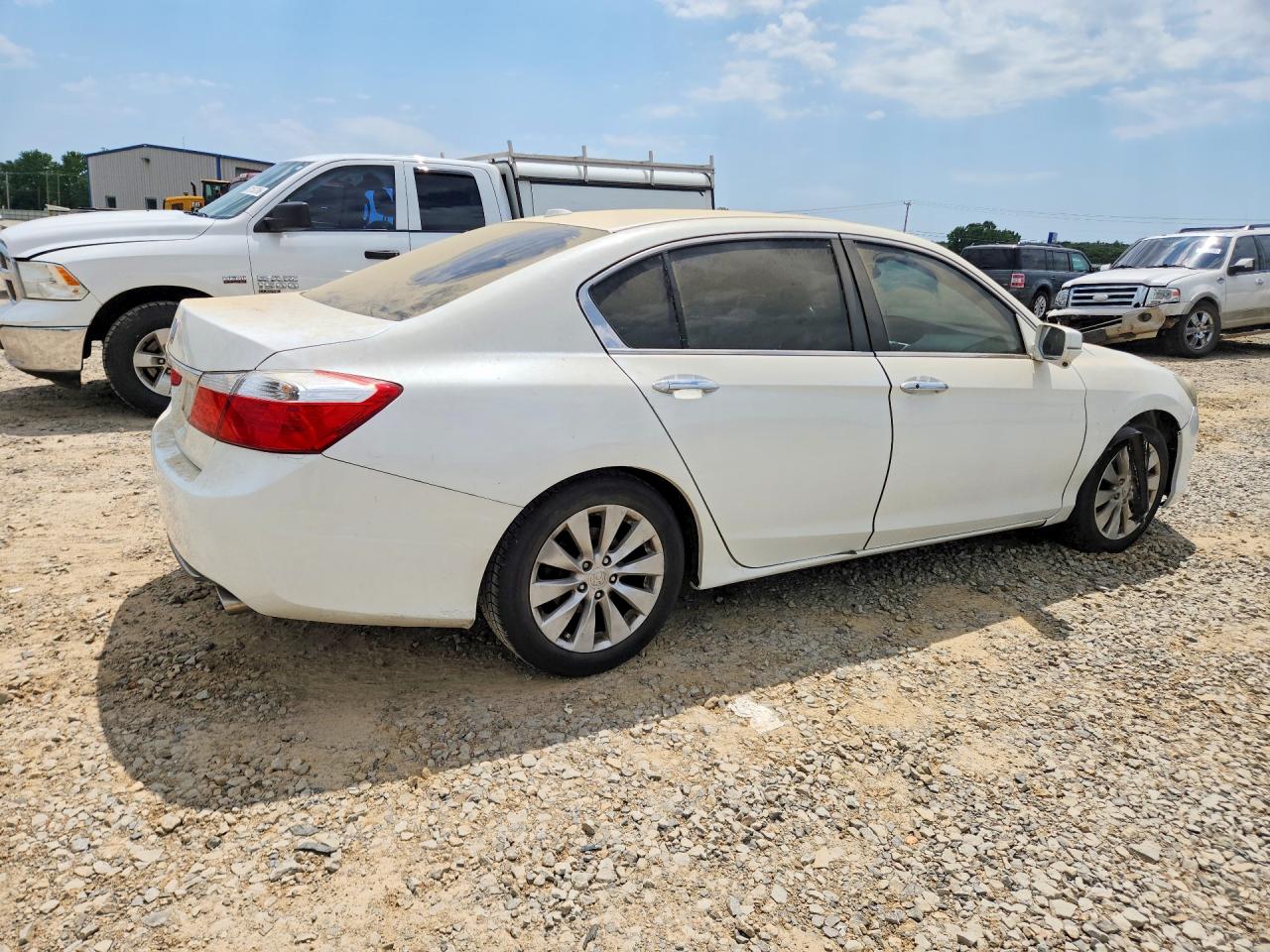 2015 Honda Accord Exl White vin: 1HGCR2F87FA141986