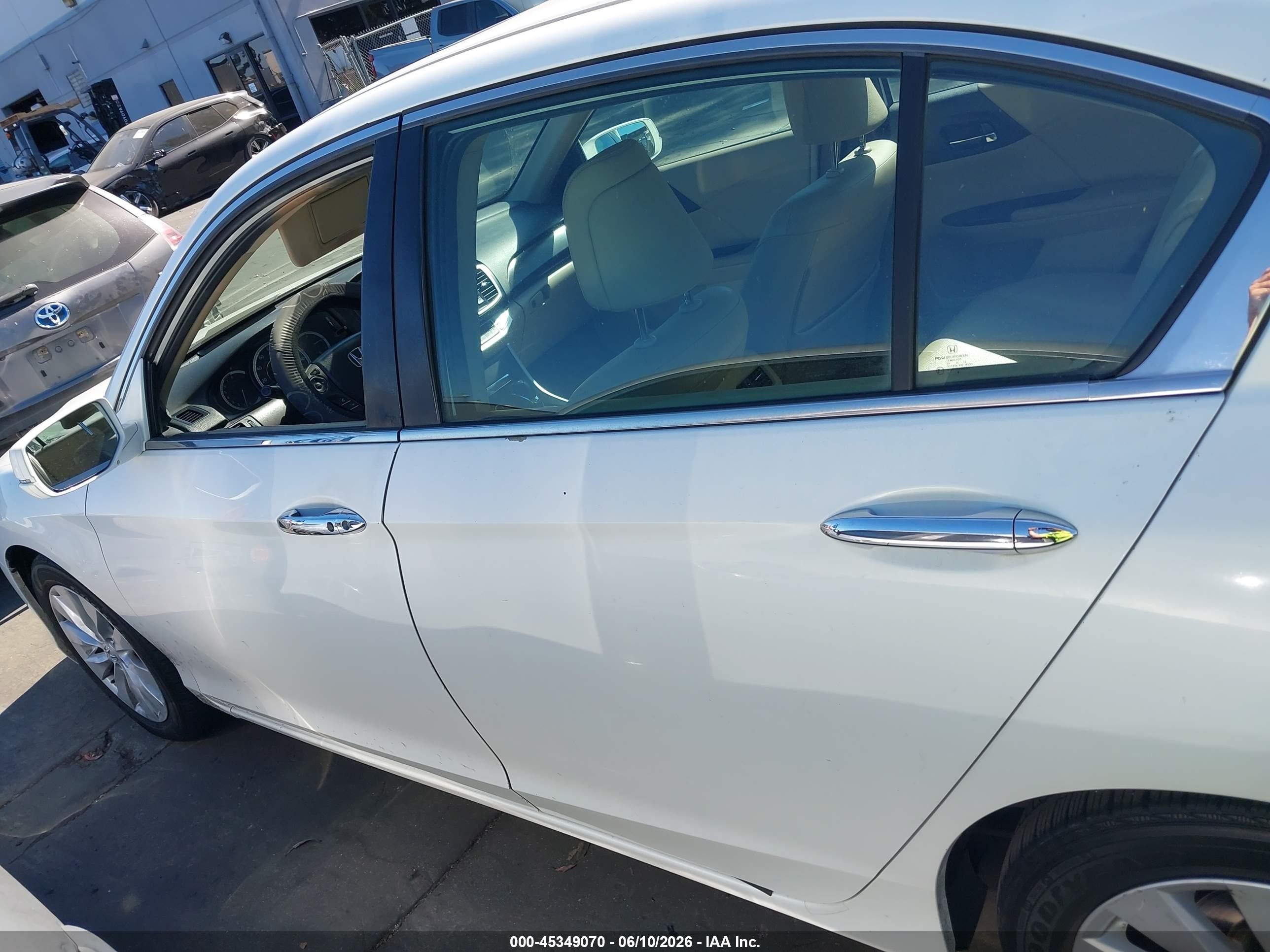 2015 Honda Accord Ex-l White vin: 1HGCR2F87FA214239