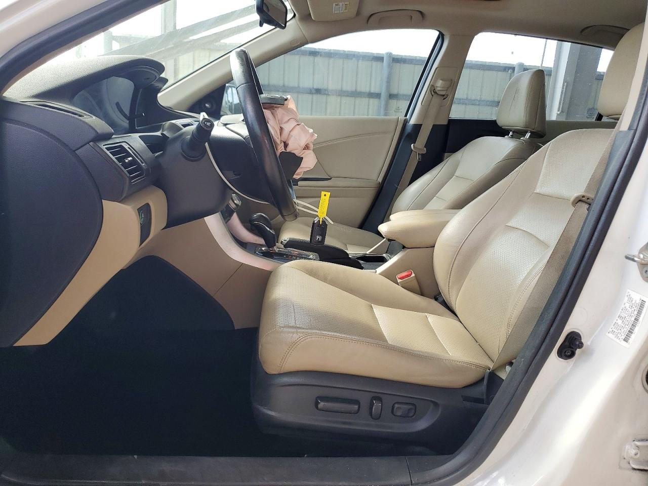 2015 Honda Accord Exl White vin: 1HGCR2F87FA268298