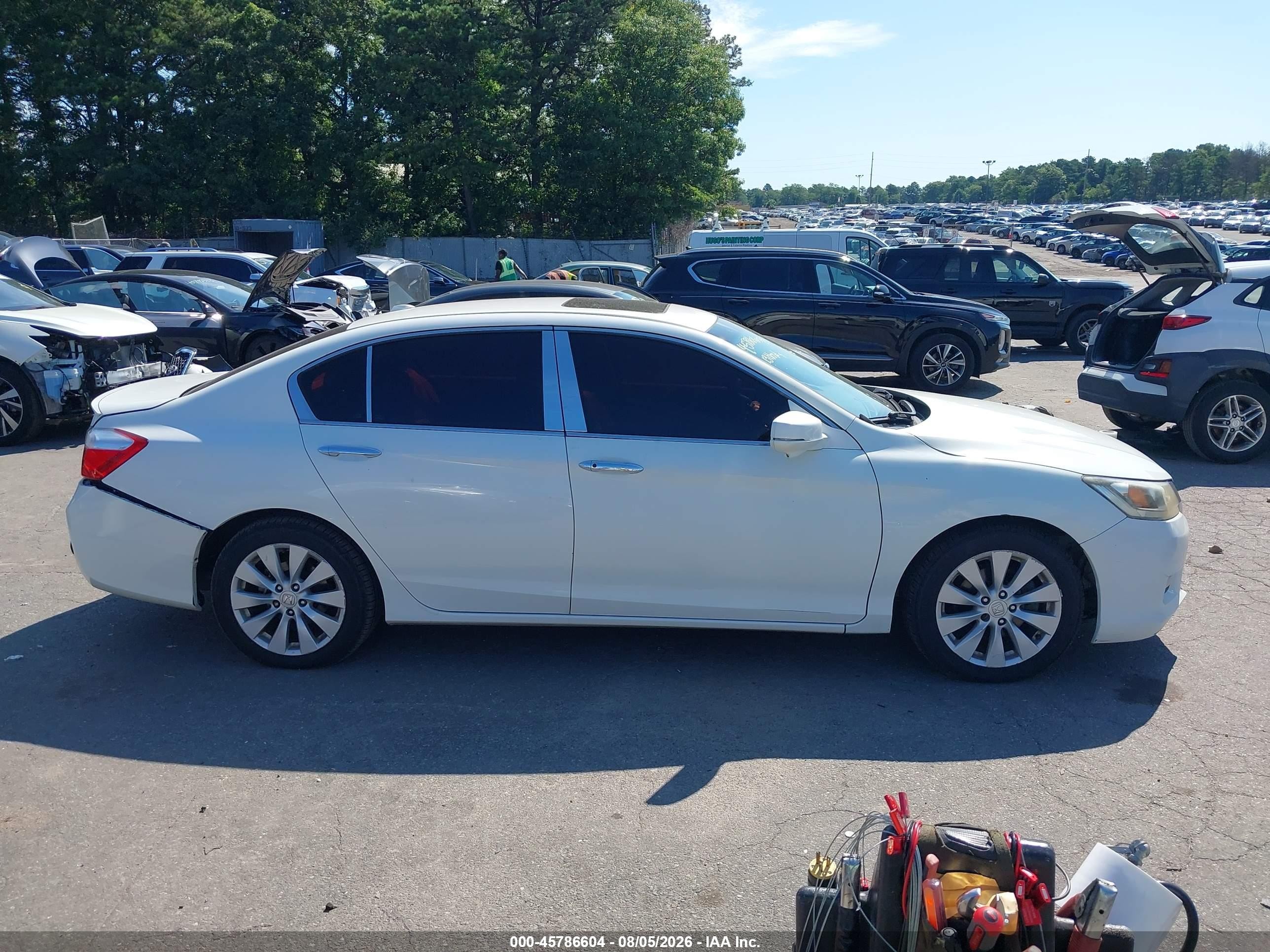 2013 Honda Accord Ex-l White vin: 1HGCR2F88DA115023