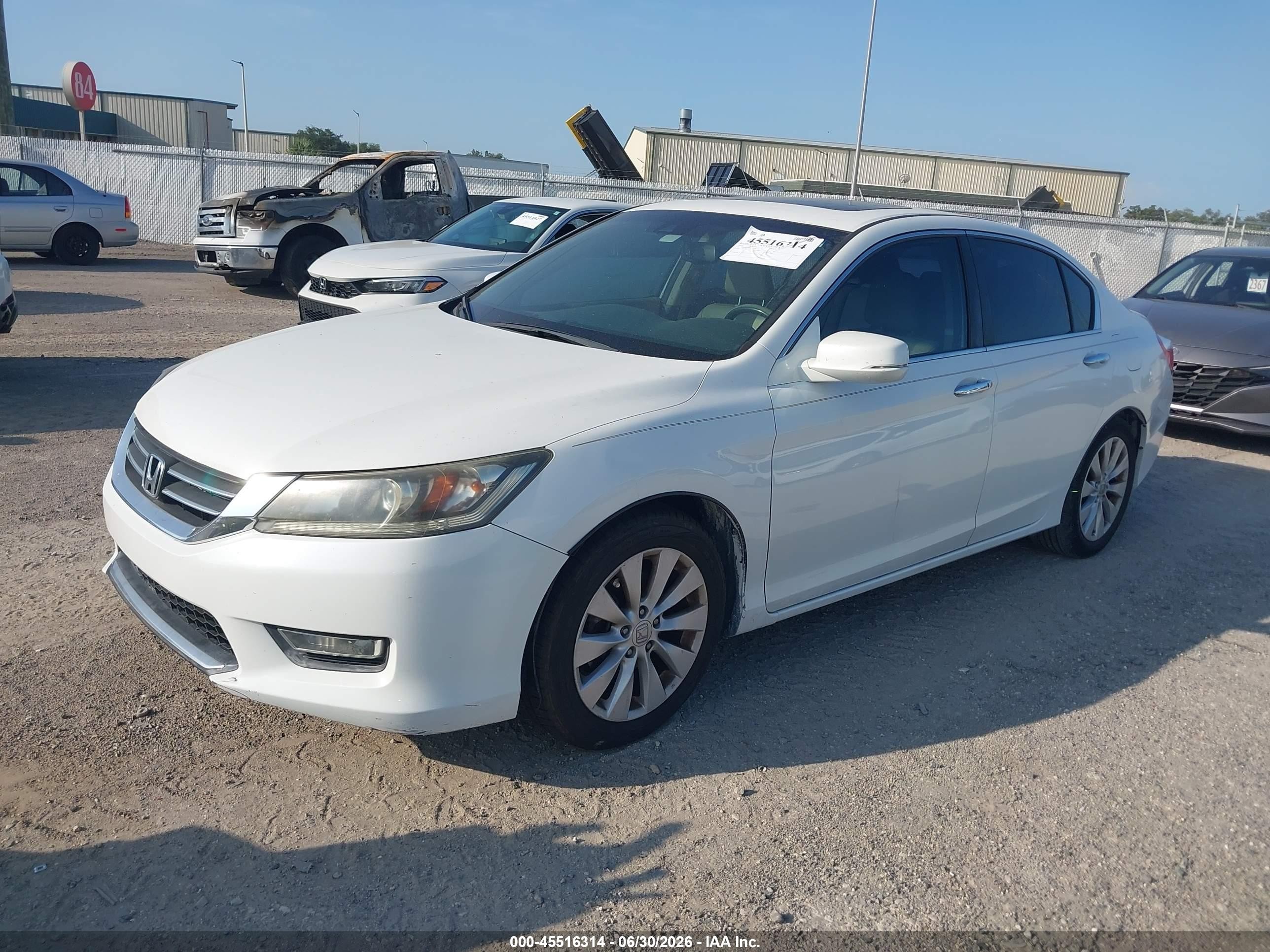 2013 Honda Accord Ex-l White vin: 1HGCR2F88DA151360