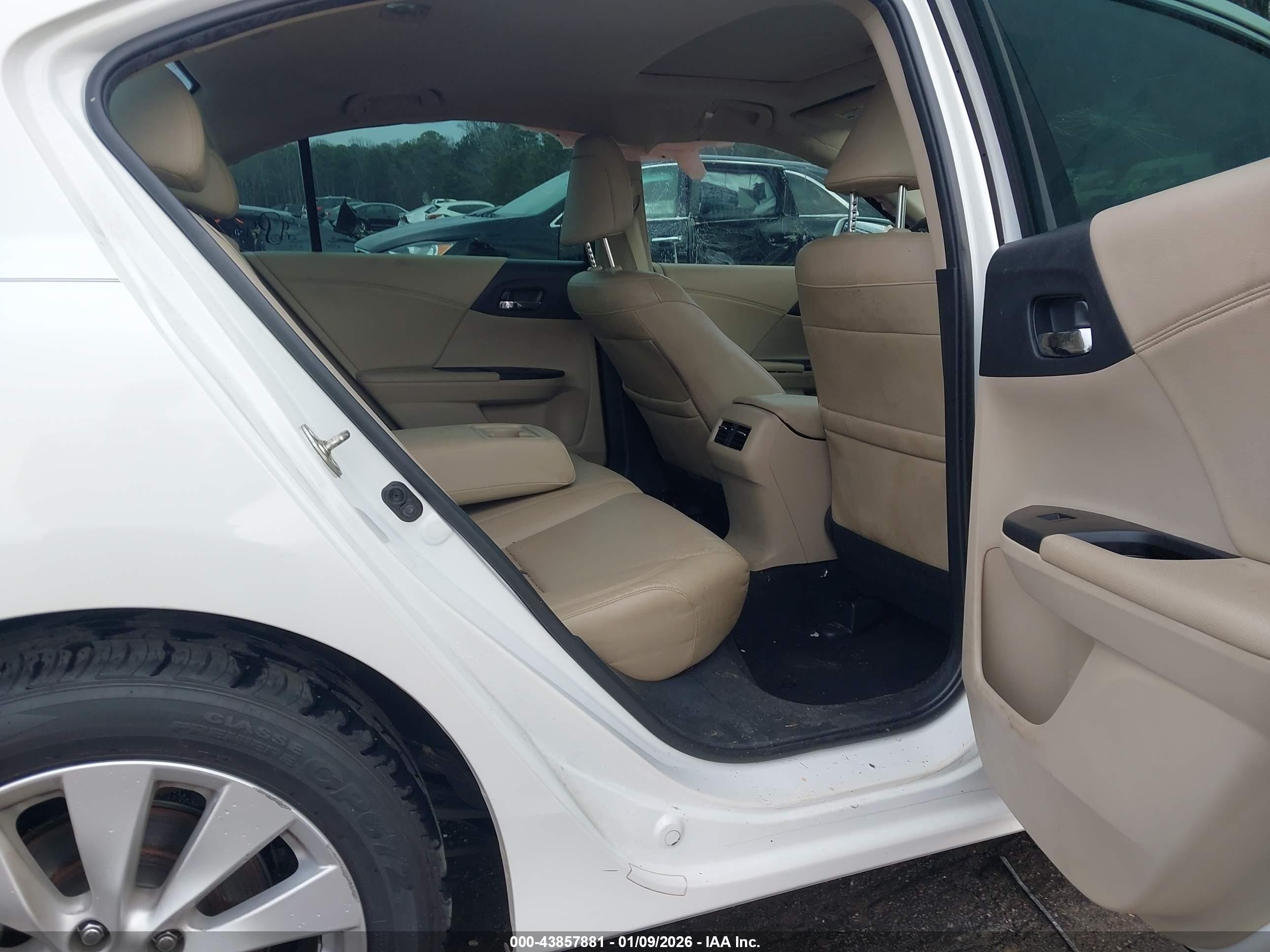 2015 Honda Accord Ex-l White vin: 1HGCR2F88FA067297
