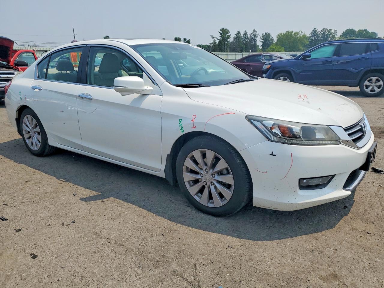 2015 Honda Accord Exl White vin: 1HGCR2F88FA131757