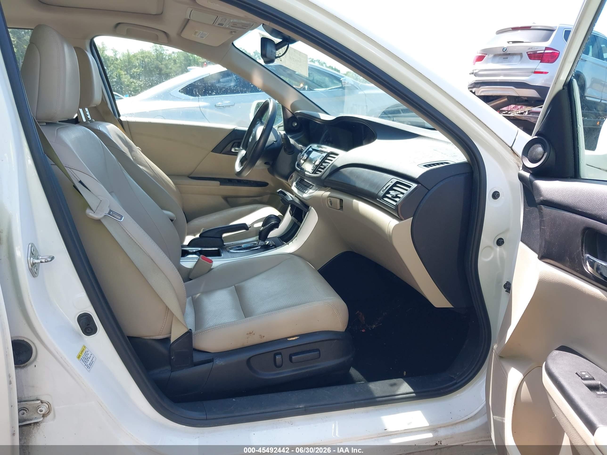 2015 Honda Accord Ex-l Белый vin: 1HGCR2F88FA140393