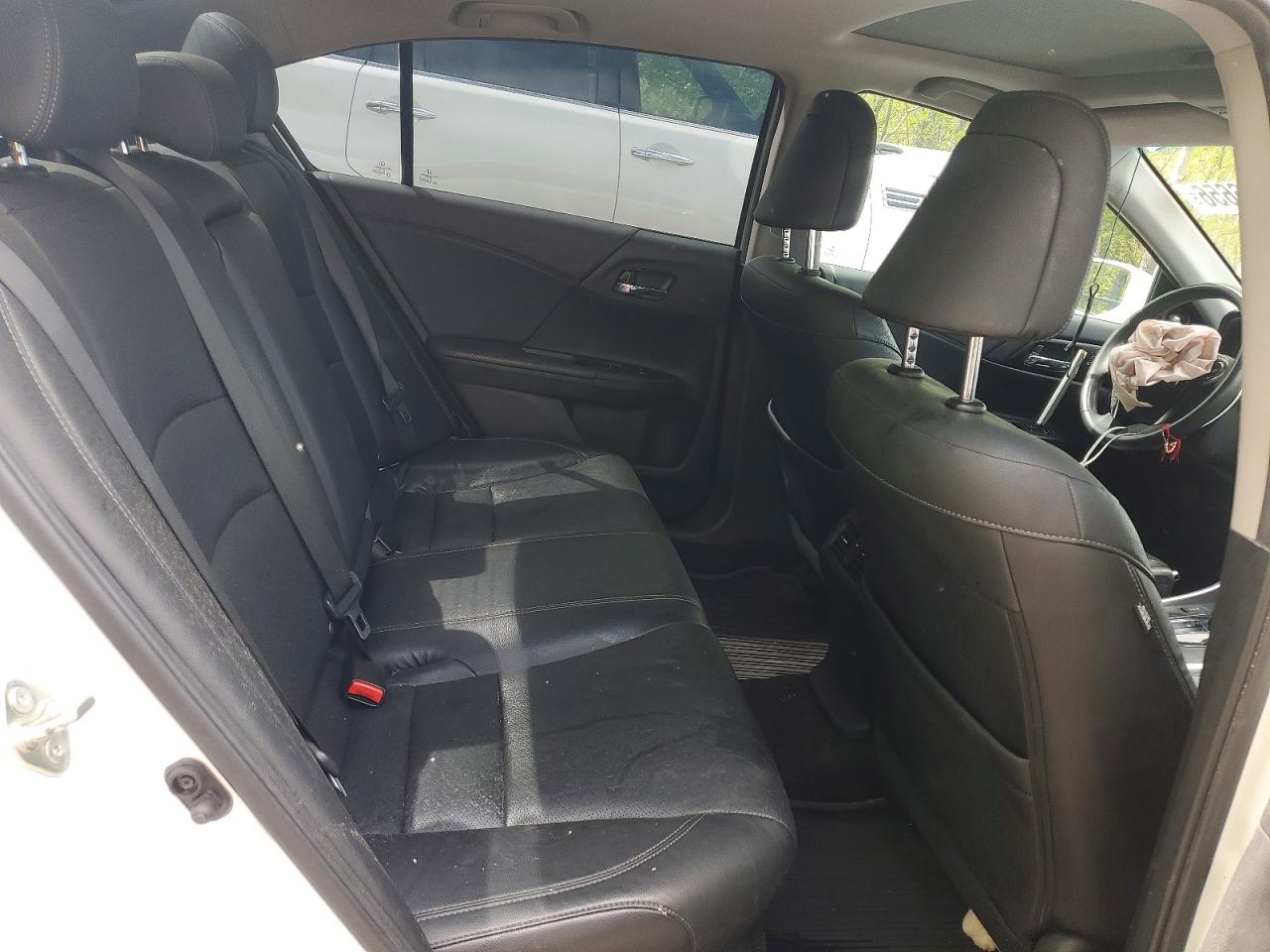 2015 Honda Accord Exl White vin: 1HGCR2F88FA809472