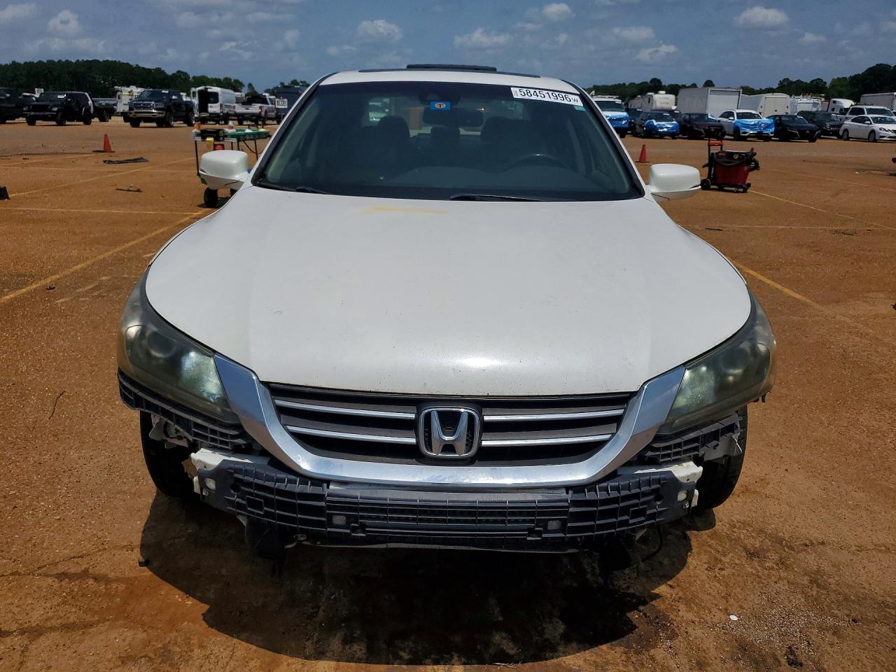 2013 Honda Accord Exl White vin: 1HGCR2F89DA002570