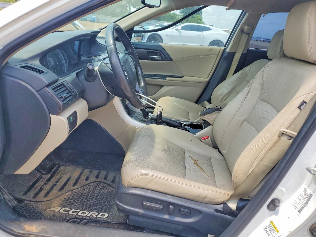 2013 Honda Accord Exl White vin: 1HGCR2F89DA002570