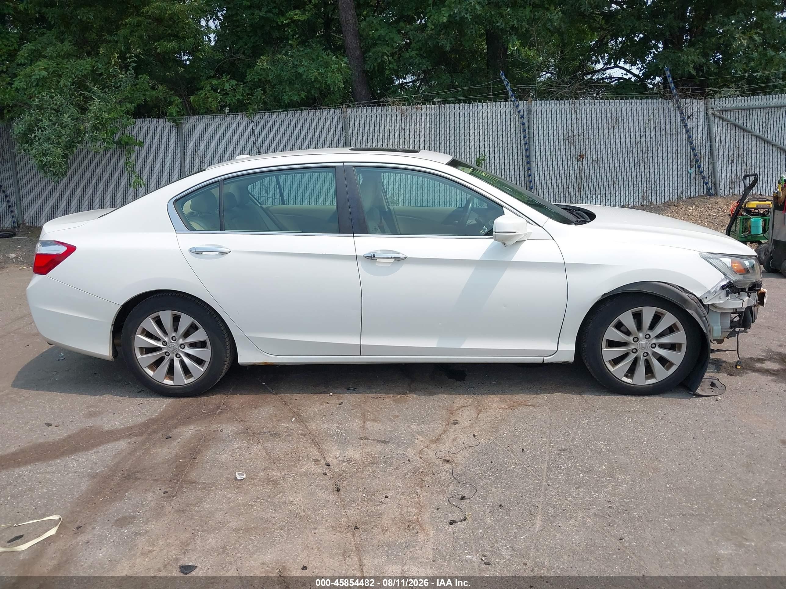 2014 Honda Accord Ex-l White vin: 1HGCR2F89EA022271