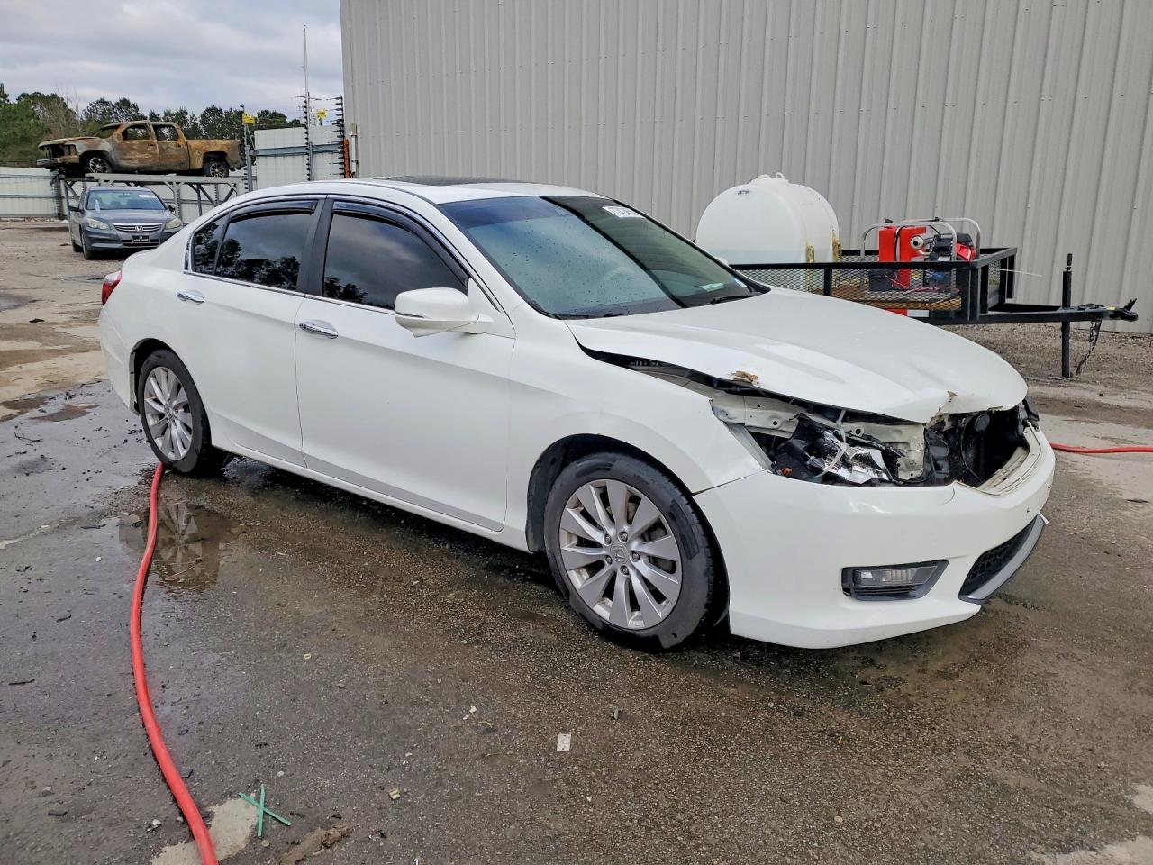 2014 Honda Accord Exl White vin: 1HGCR2F89EA092398