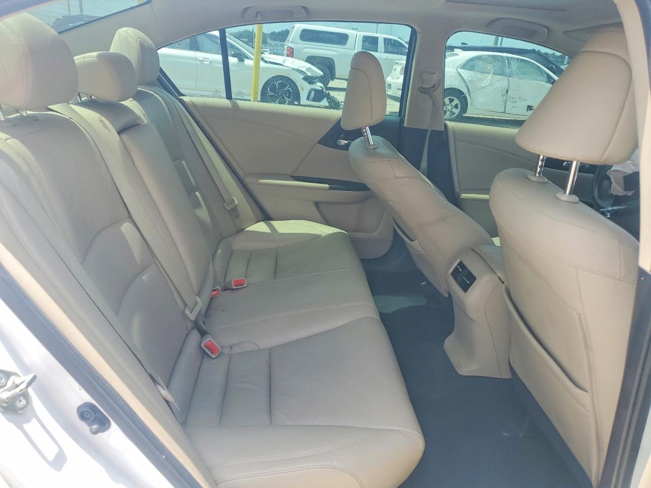 2015 Honda Accord Exl White vin: 1HGCR2F89FA028251