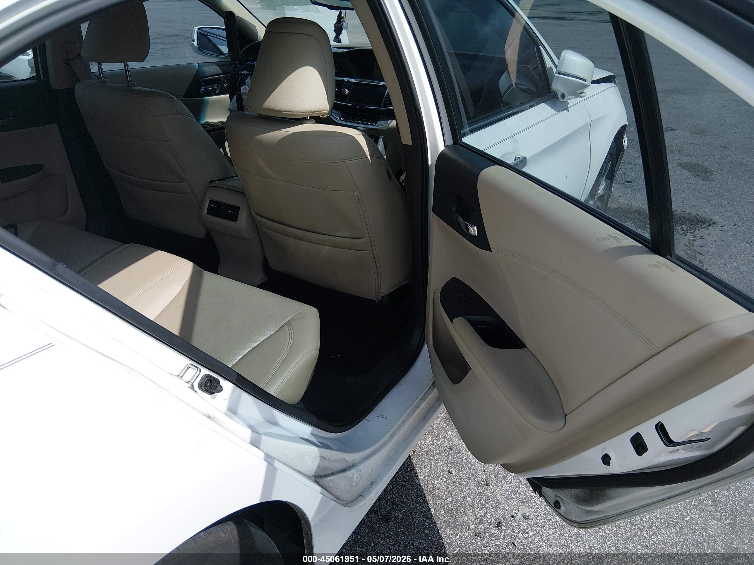 2015 Honda Accord Ex-l White vin: 1HGCR2F89FA087865