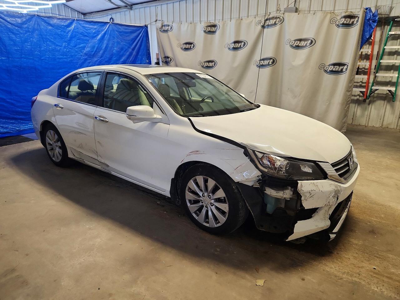 2015 Honda Accord Exl White vin: 1HGCR2F89FA151578