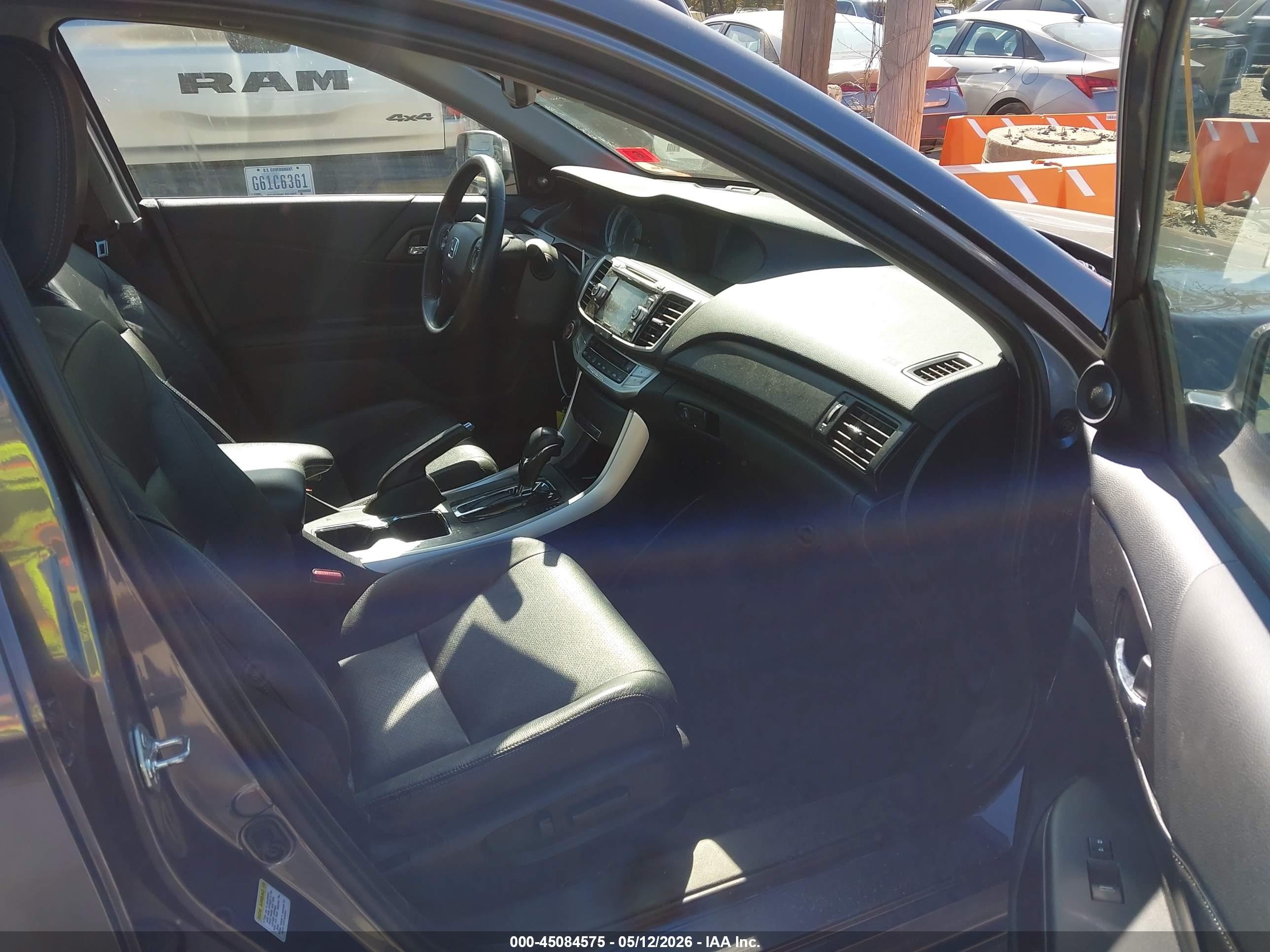 2015 Honda Accord Ex-l Серый vin: 1HGCR2F89FA203436