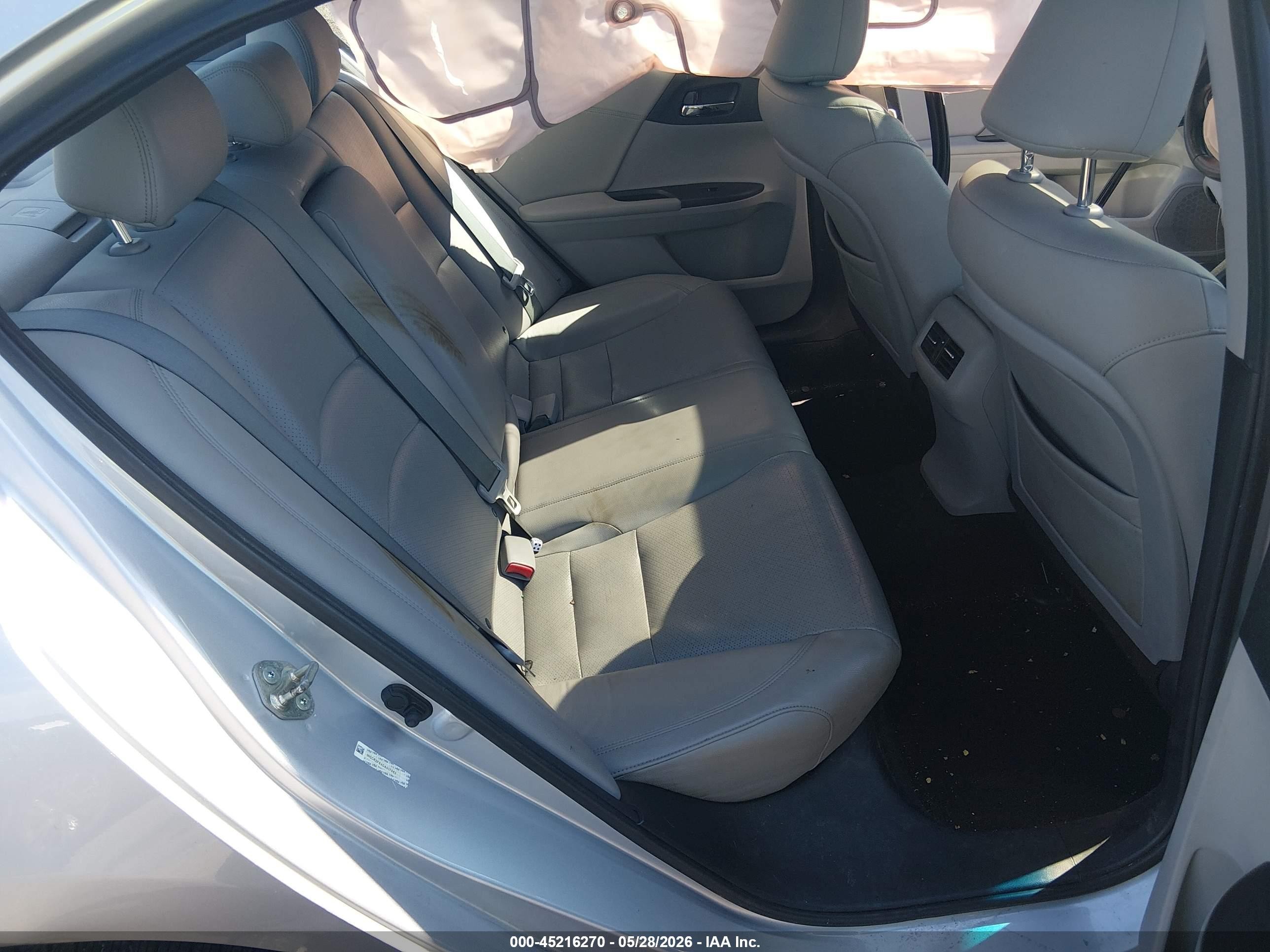 2013 Honda Accord Ex-l Silver vin: 1HGCR2F8XDA017062