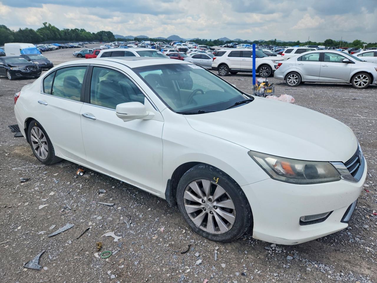 2013 Honda Accord Exl White vin: 1HGCR2F8XDA021368
