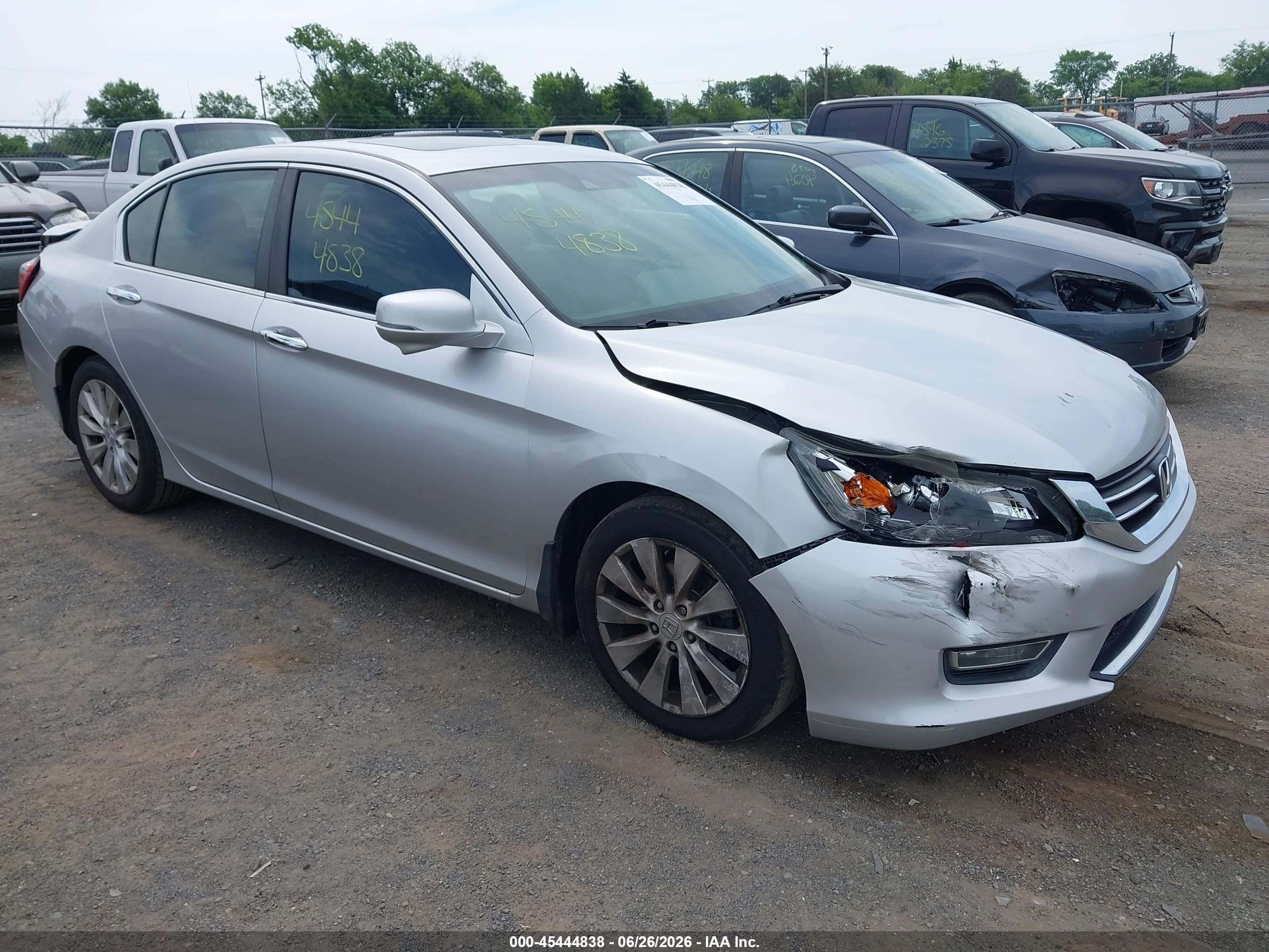 2013 Honda Accord Ex-l Silver vin: 1HGCR2F8XDA056279