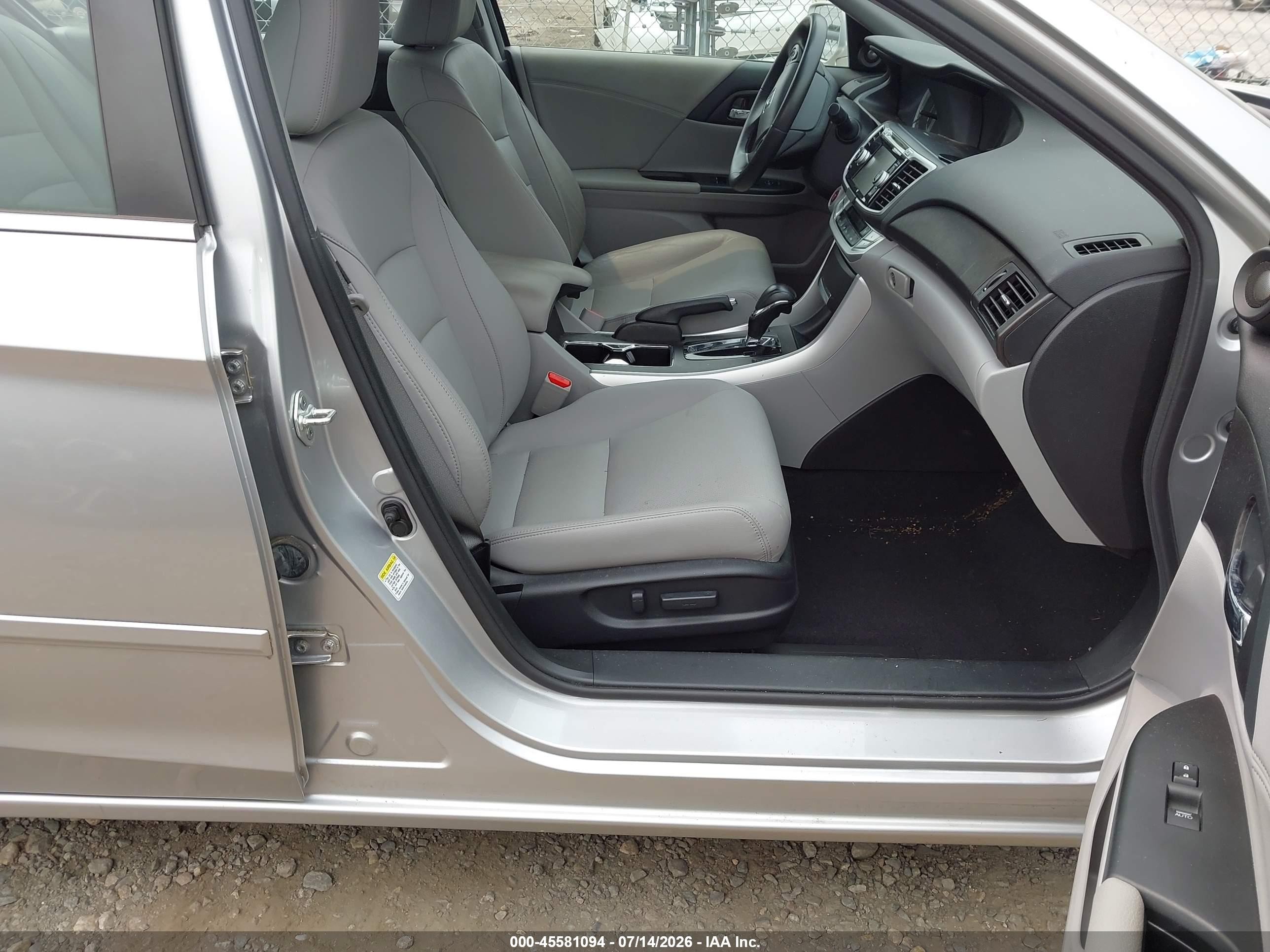 2013 Honda Accord Ex-l Silver vin: 1HGCR2F8XDA168659